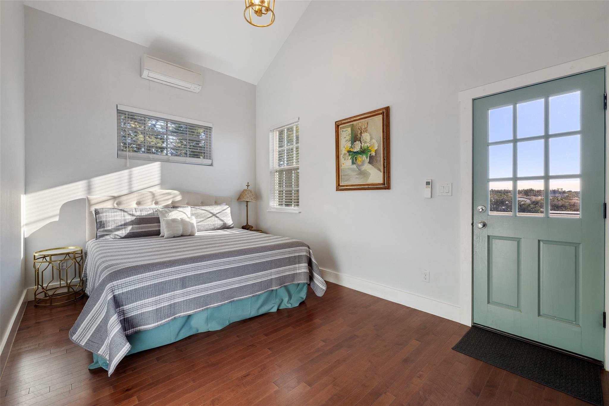 810 Kothmann Rd, Dripping Springs, TX 78620