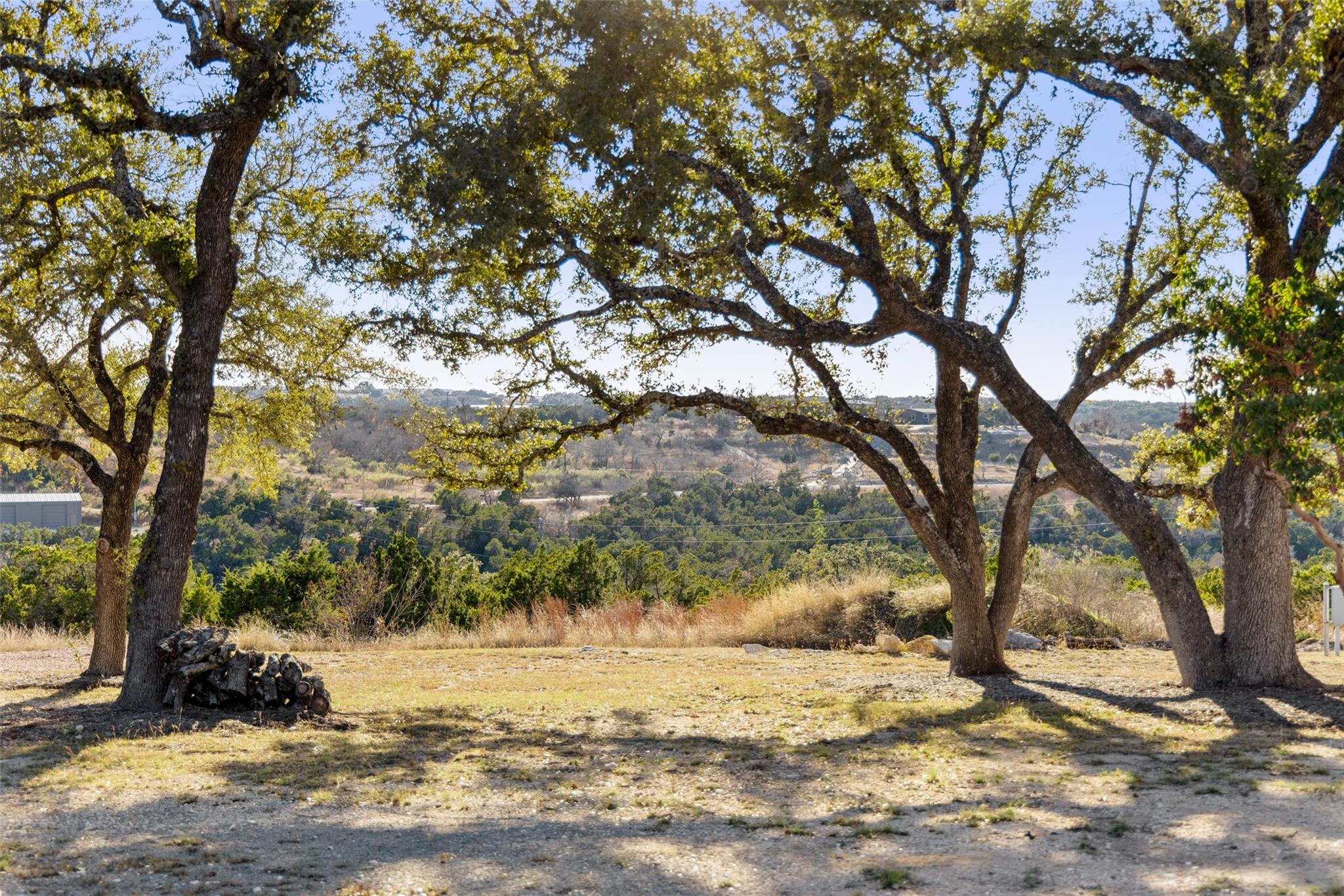 810 Kothmann Rd, Dripping Springs, TX 78620