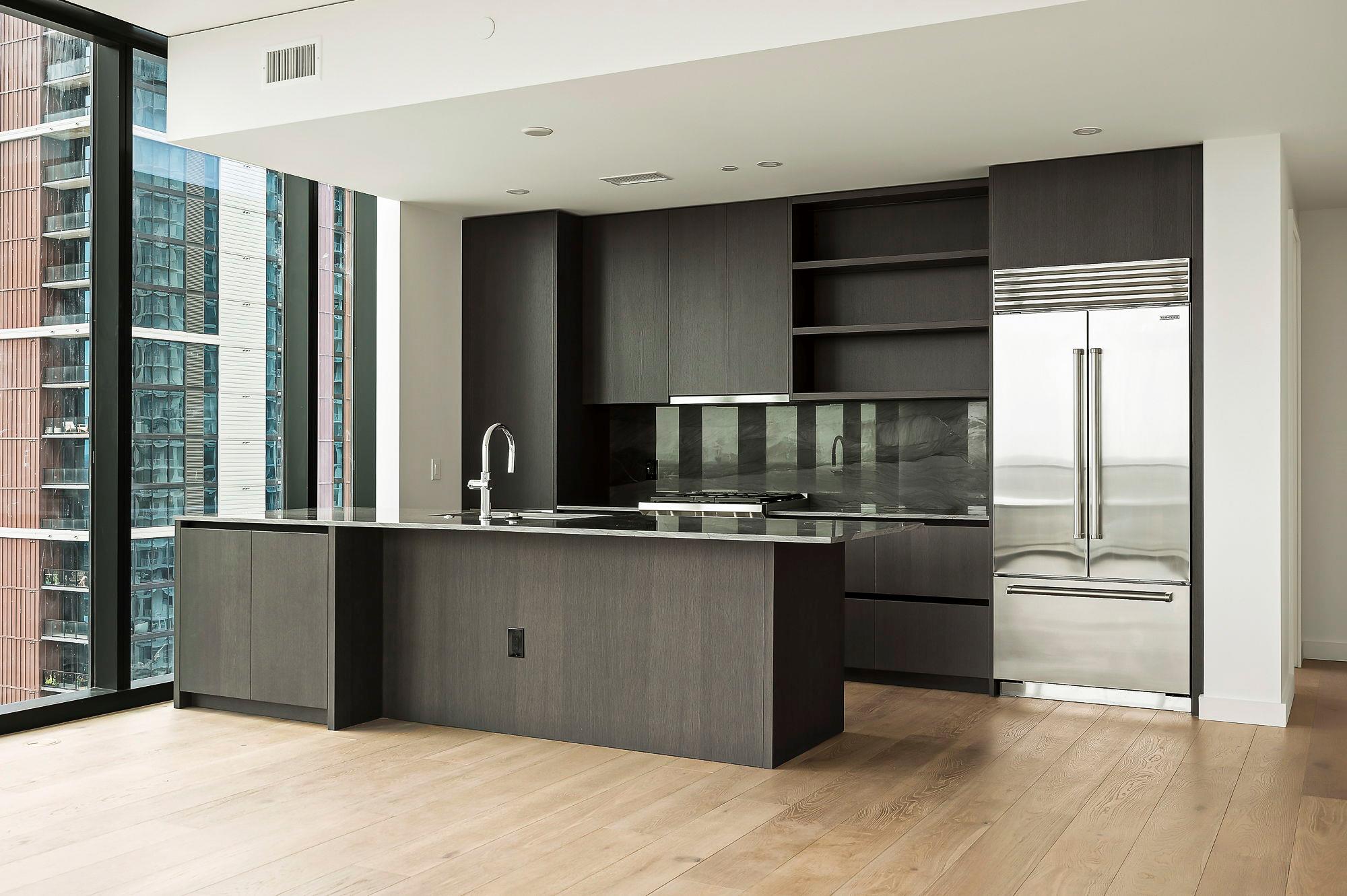 610 Davis St # 2812, Austin, TX 78701
