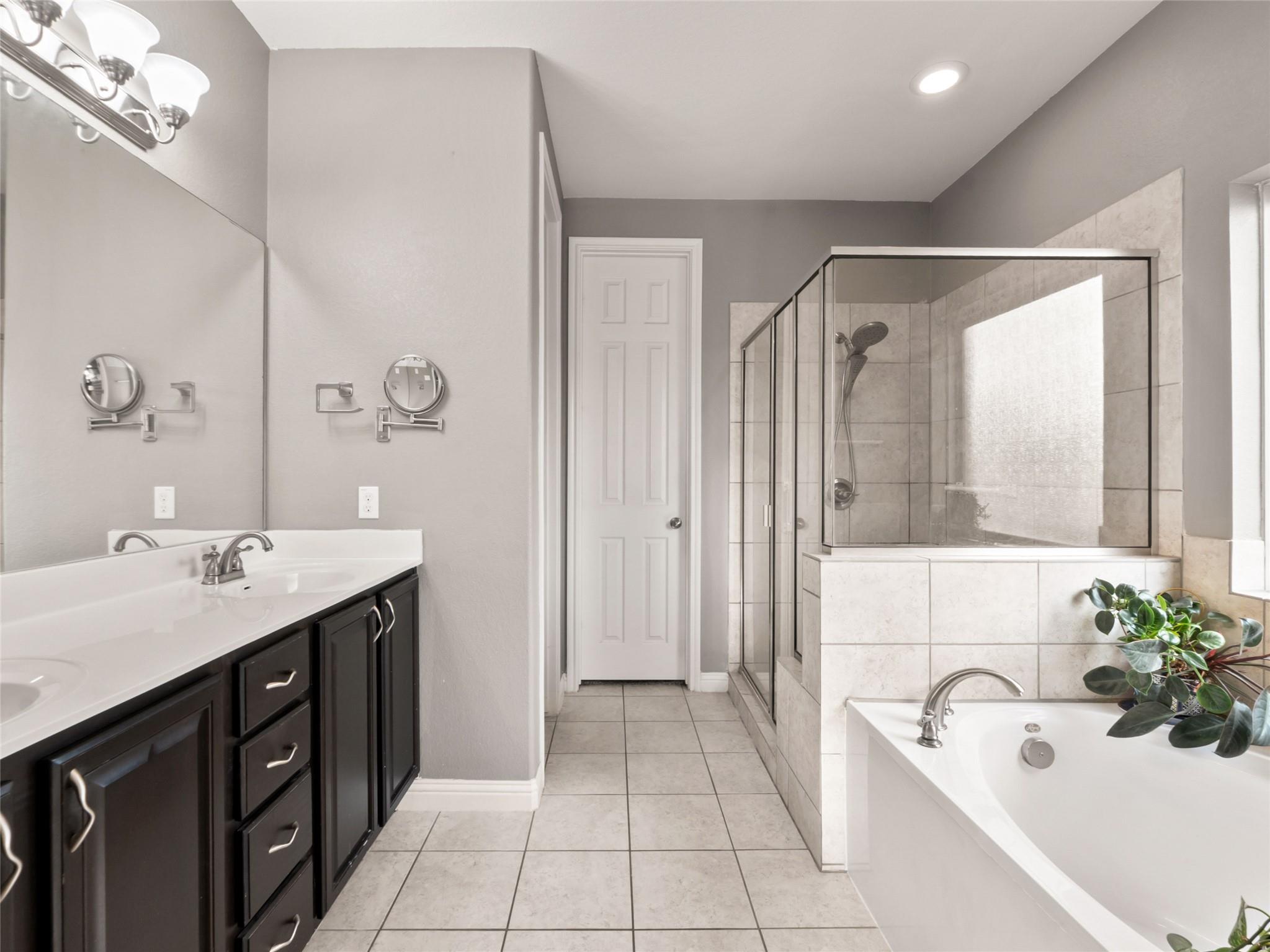 1101 Feather Reed Dr, Leander, TX 78641