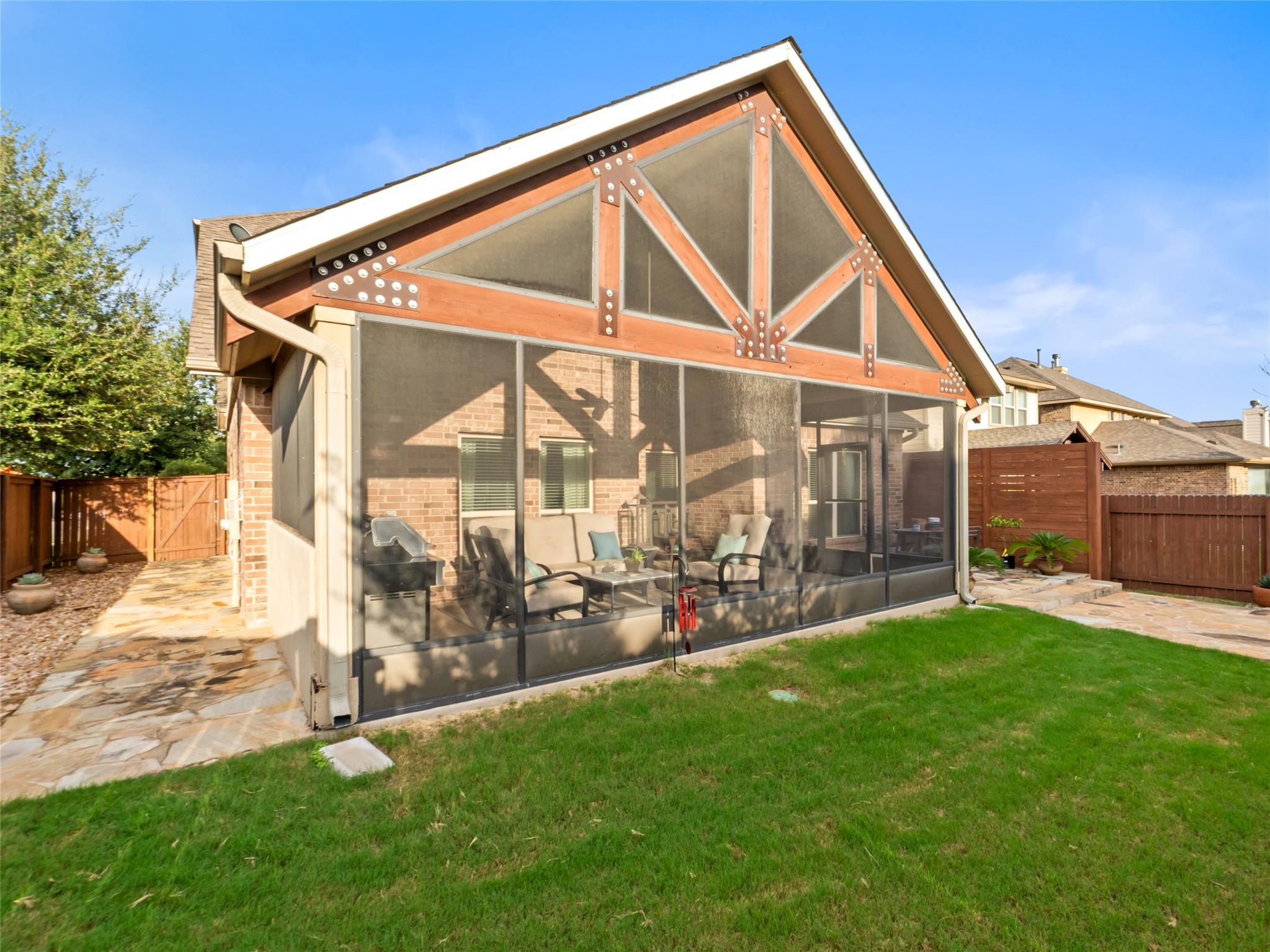 1101 Feather Reed Dr, Leander, TX 78641