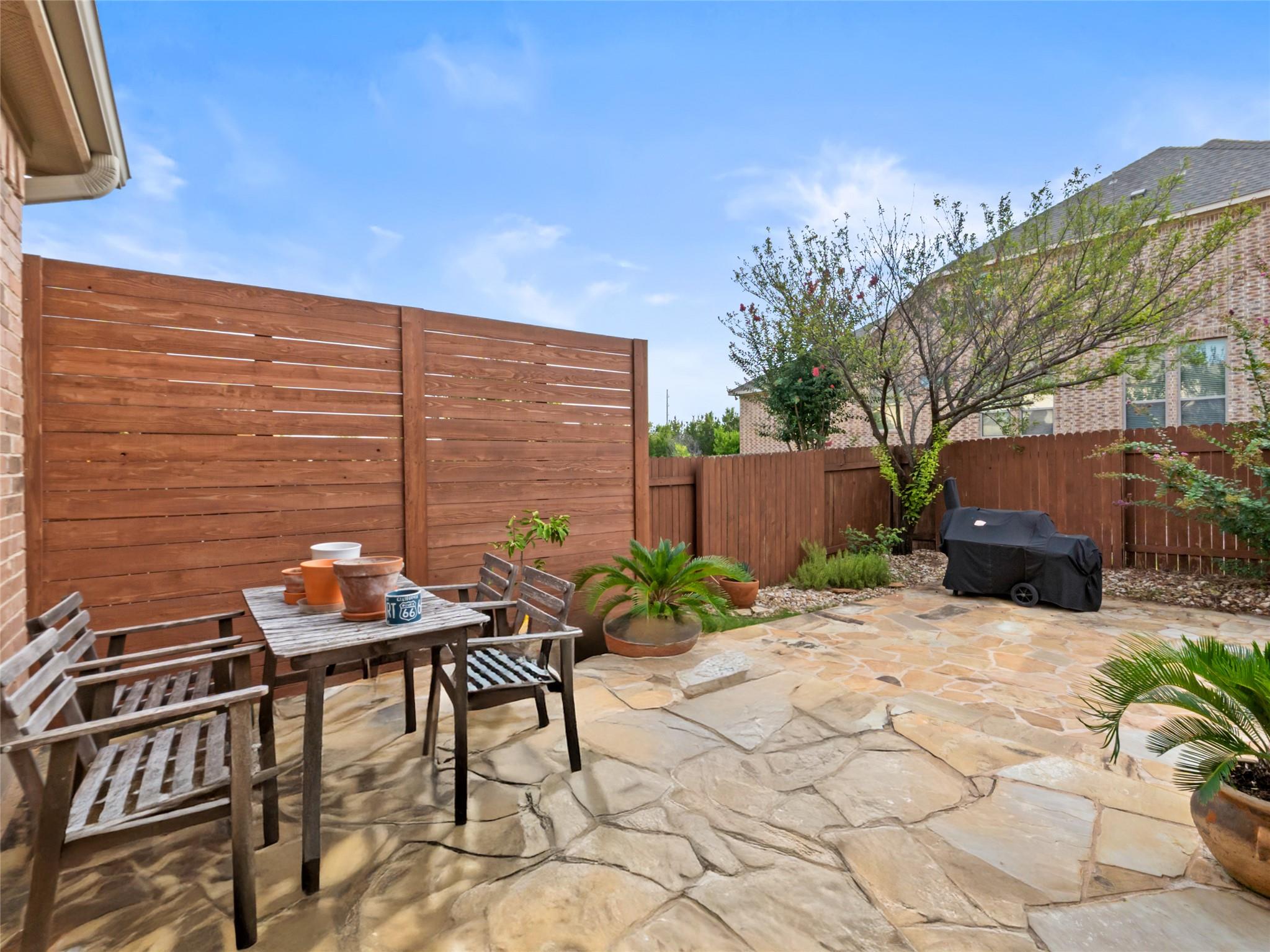 1101 Feather Reed Dr, Leander, TX 78641