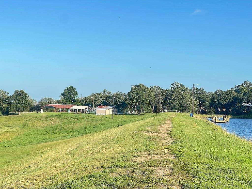 117 Caddo, Smithville, TX 78957