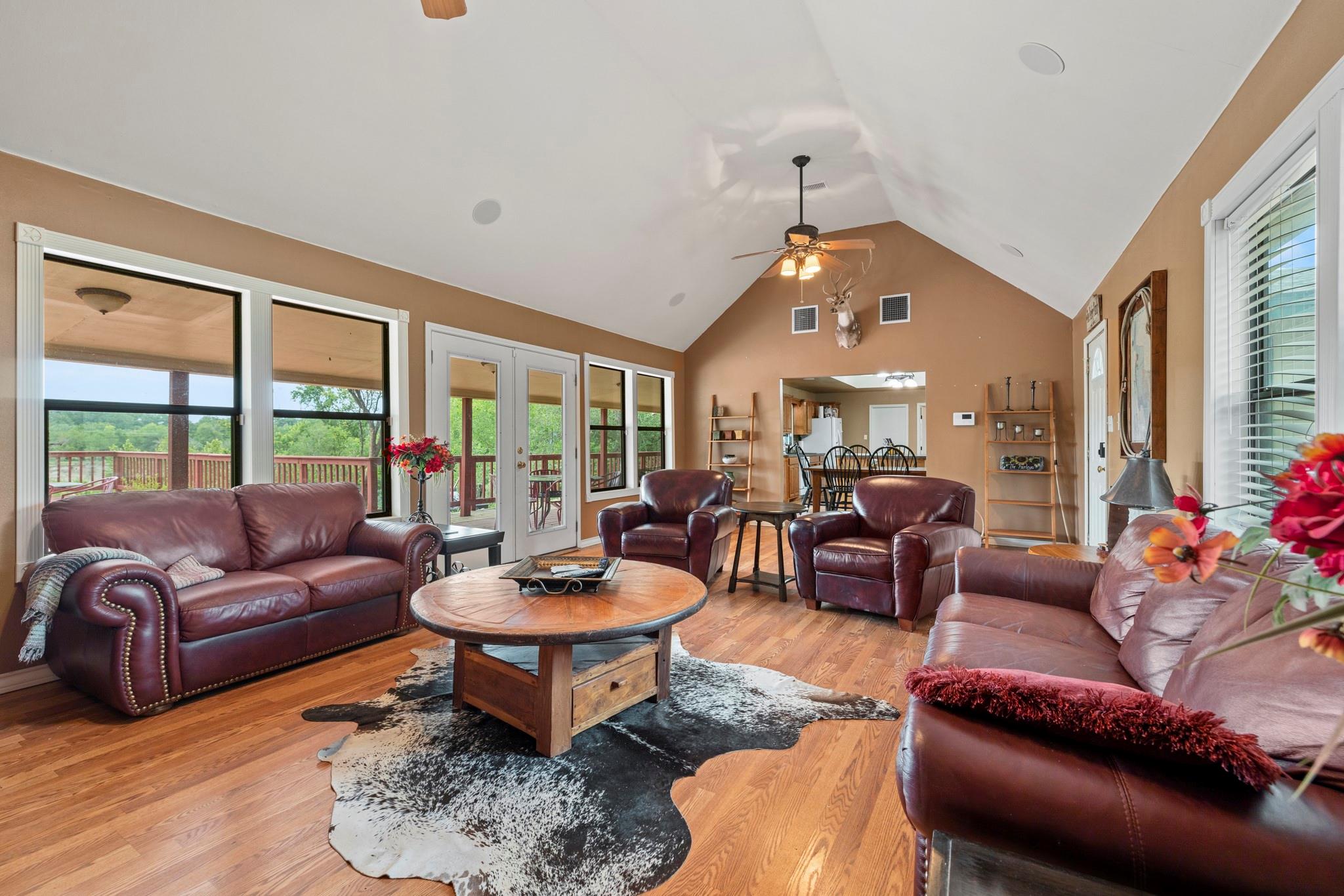 1245A Private Road 2415, Uvalde, TX 78801