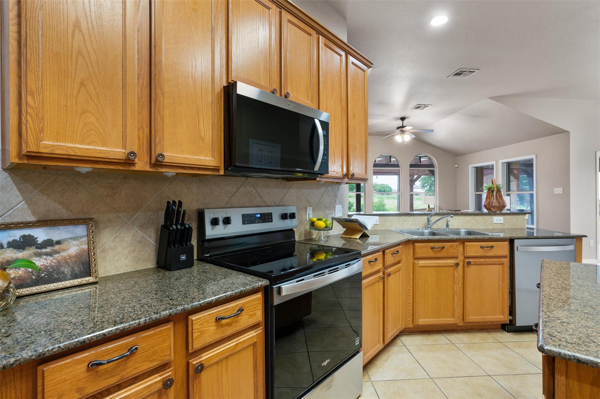 635 Tundra Dr, Harker Heights, TX 76548