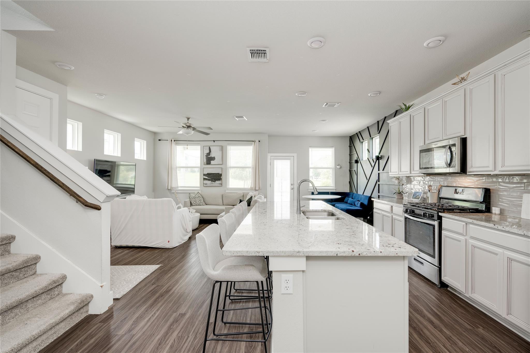 7502 Chesapeake Rail Ln # 154, Austin, TX 78744