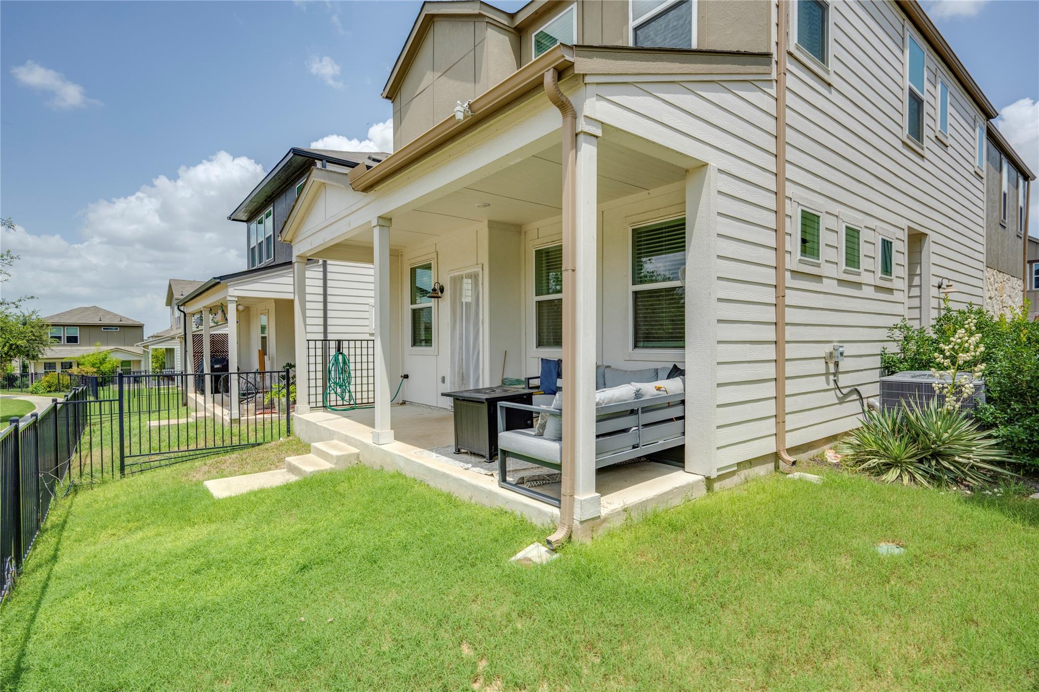 7502 Chesapeake Rail Ln # 154, Austin, TX 78744