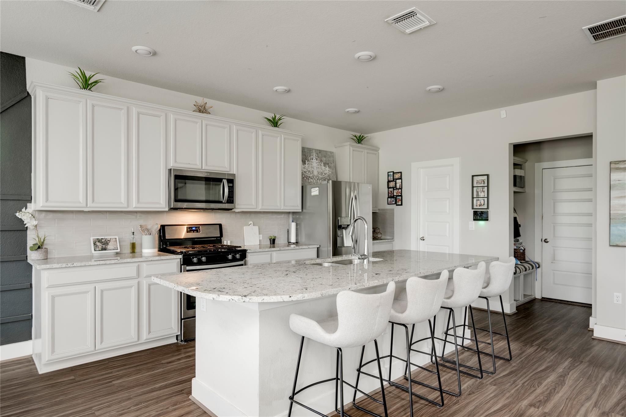 7502 Chesapeake Rail Ln # 154, Austin, TX 78744