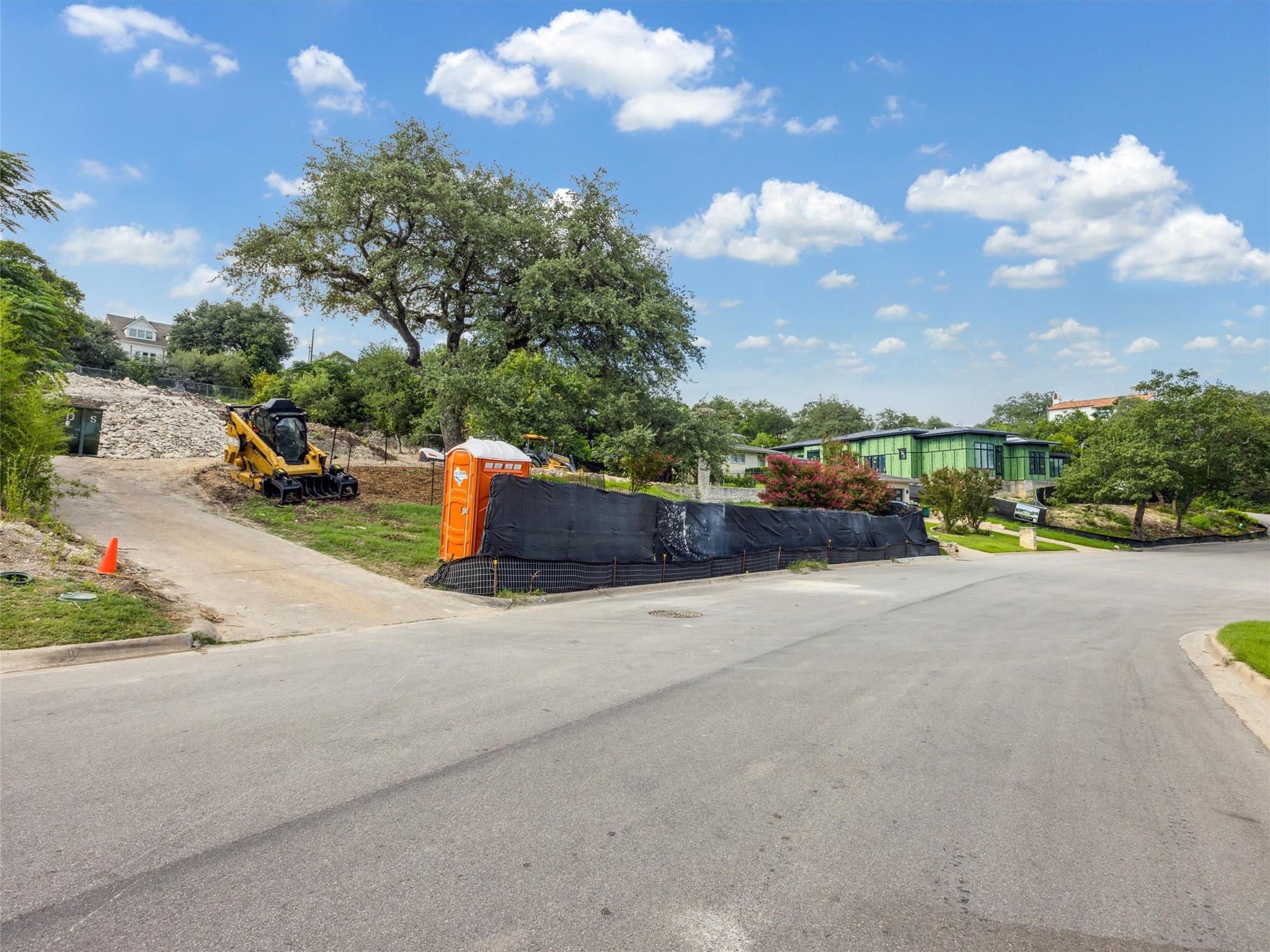 4616 Crestway Dr, Austin, TX 78731