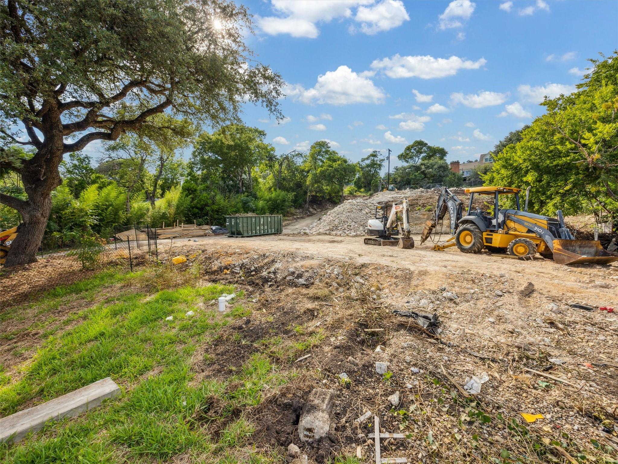 4616 Crestway Dr, Austin, TX 78731