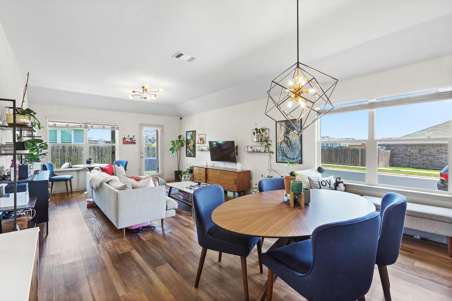 1400 Fairhaven Gtwy, Georgetown, TX 78626