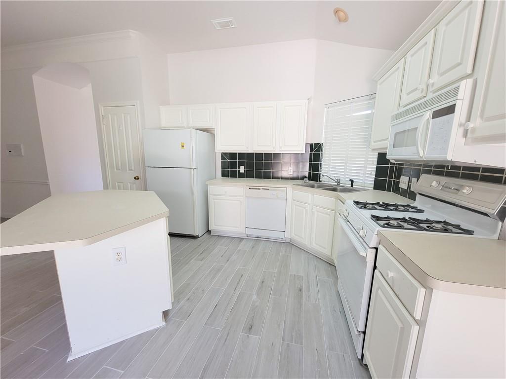 1709 Autumn Fire Dr, Cedar Park, TX 78613