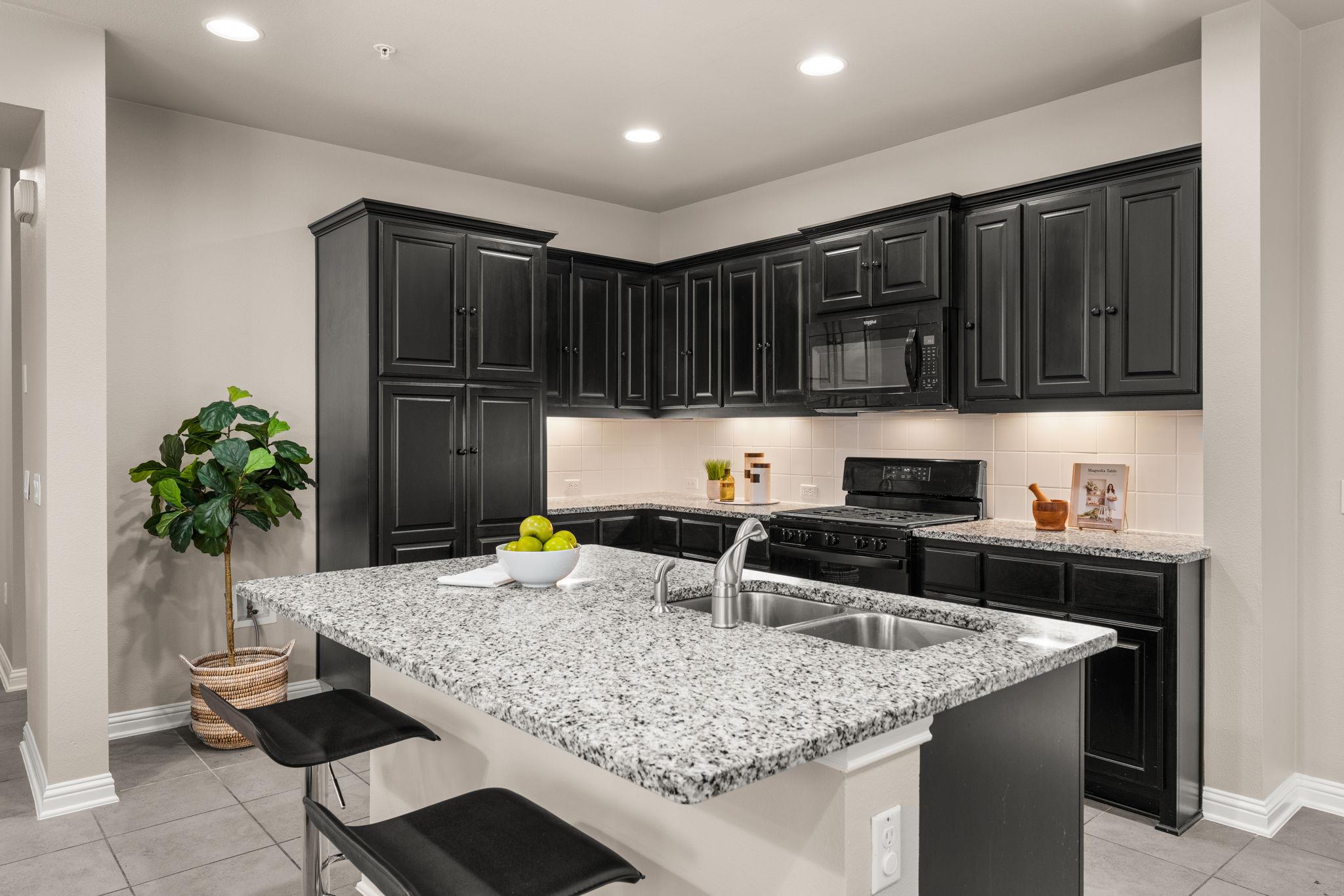 6814 E Riverside Dr # 21, Austin, TX 78741