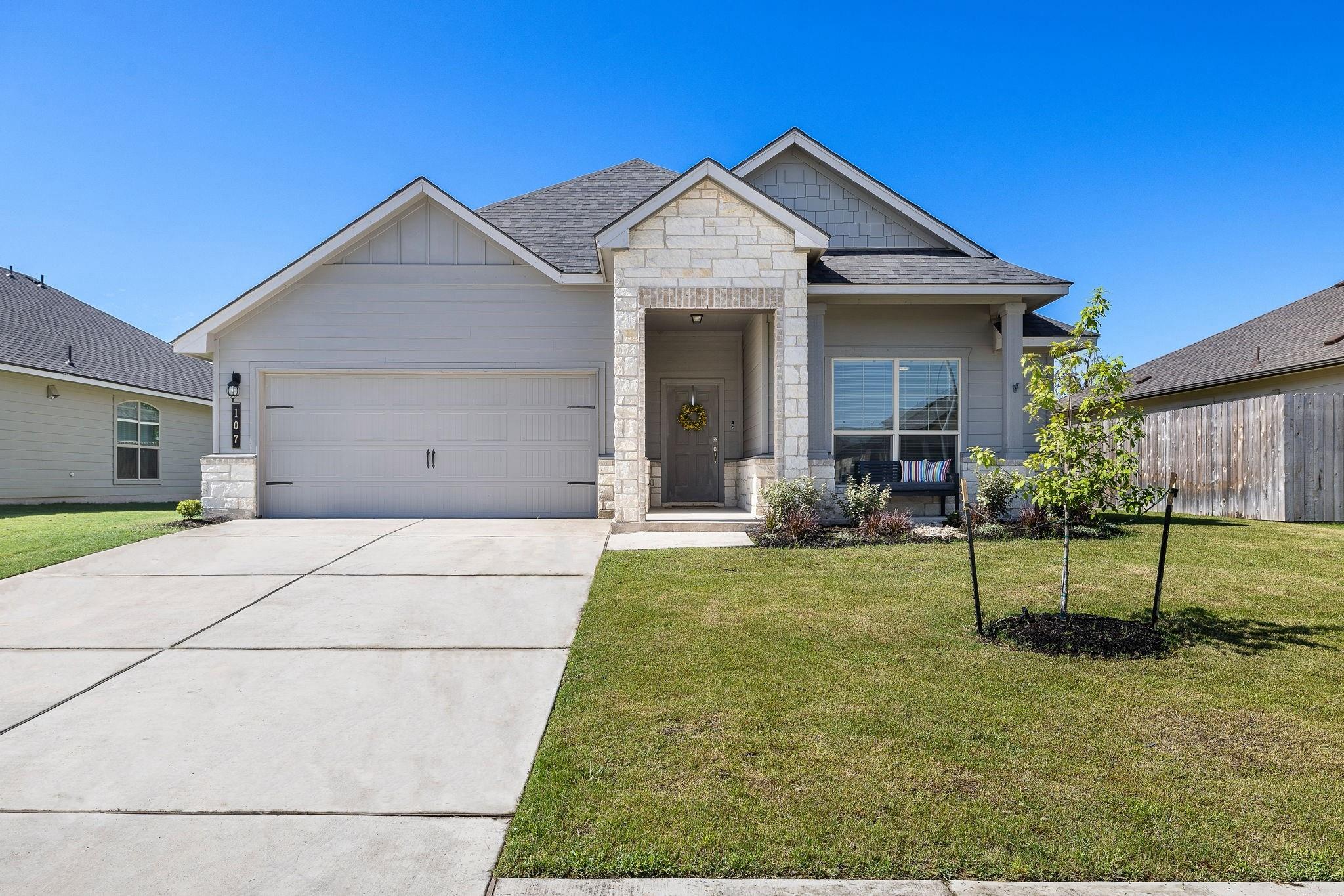 107 Nathaniel Dr, Taylor, TX 76574