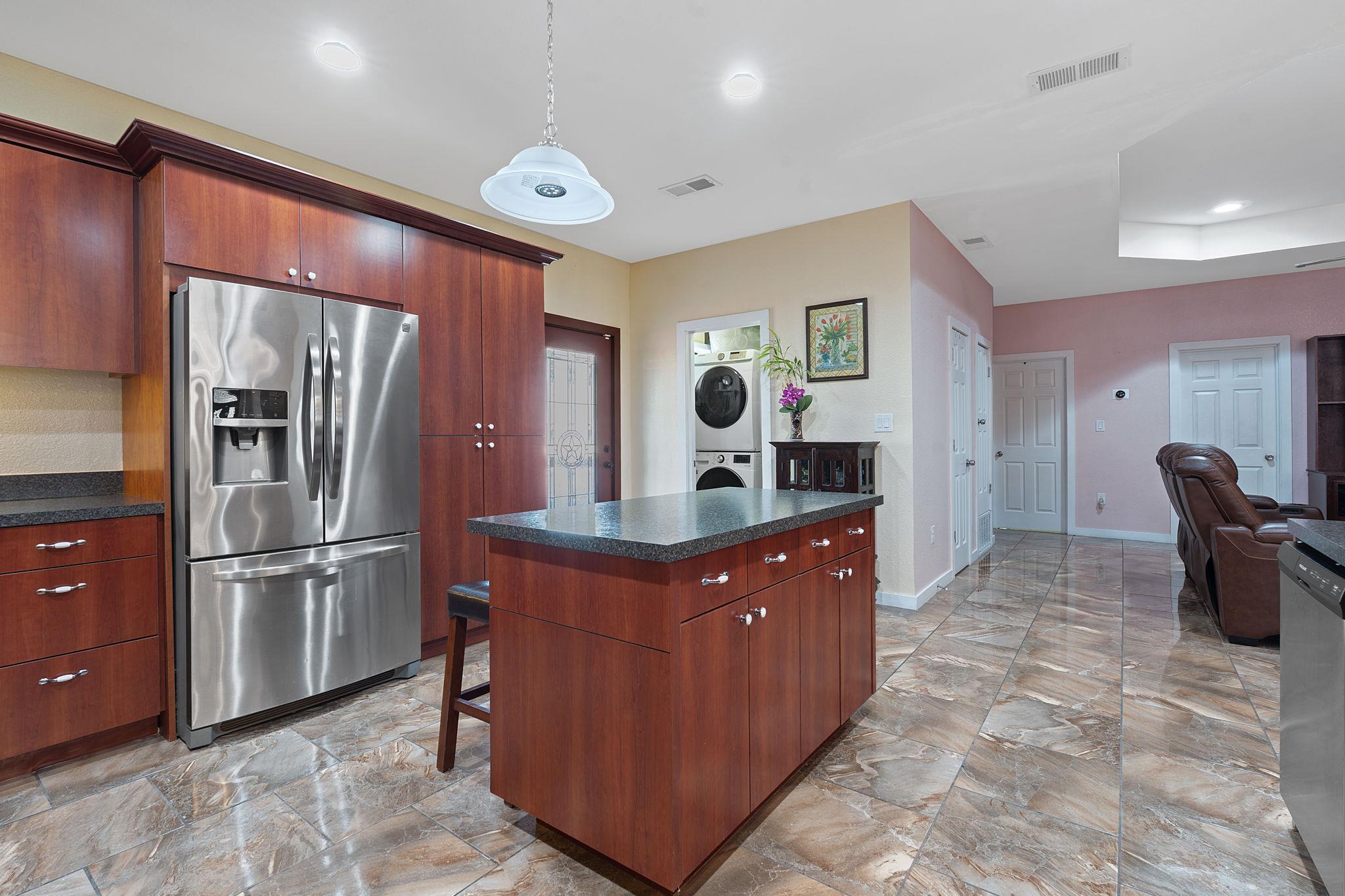 11812 Morning View Dr, Del Valle, TX 78617