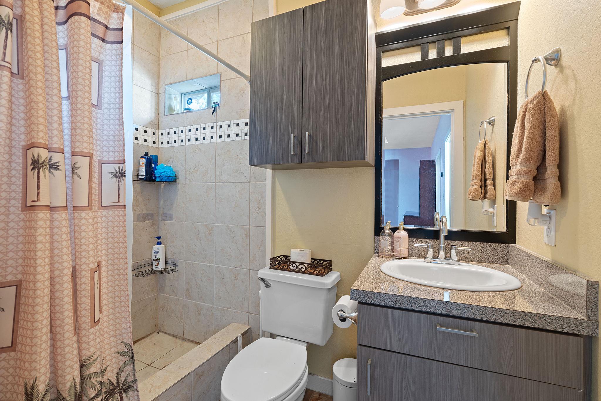 11812 Morning View Dr, Del Valle, TX 78617