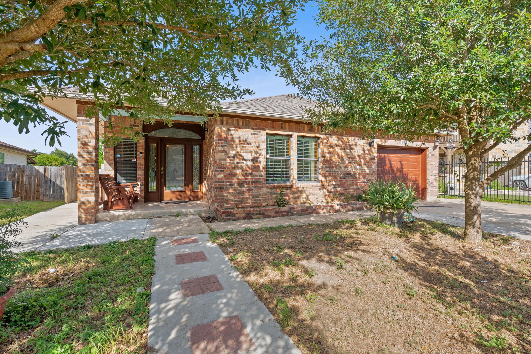 11812 Morning View Dr, Del Valle, TX 78617