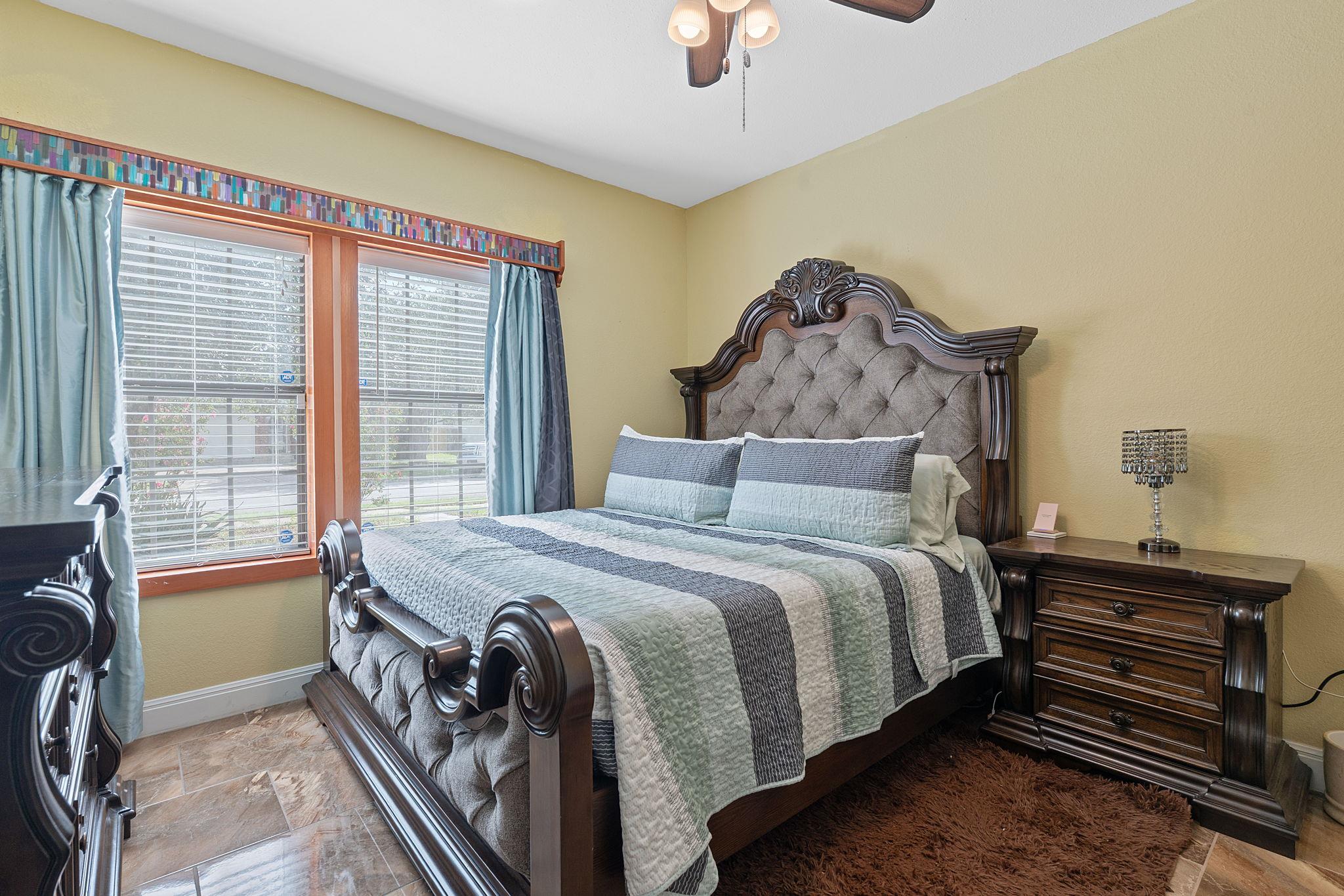 11812 Morning View Dr, Del Valle, TX 78617