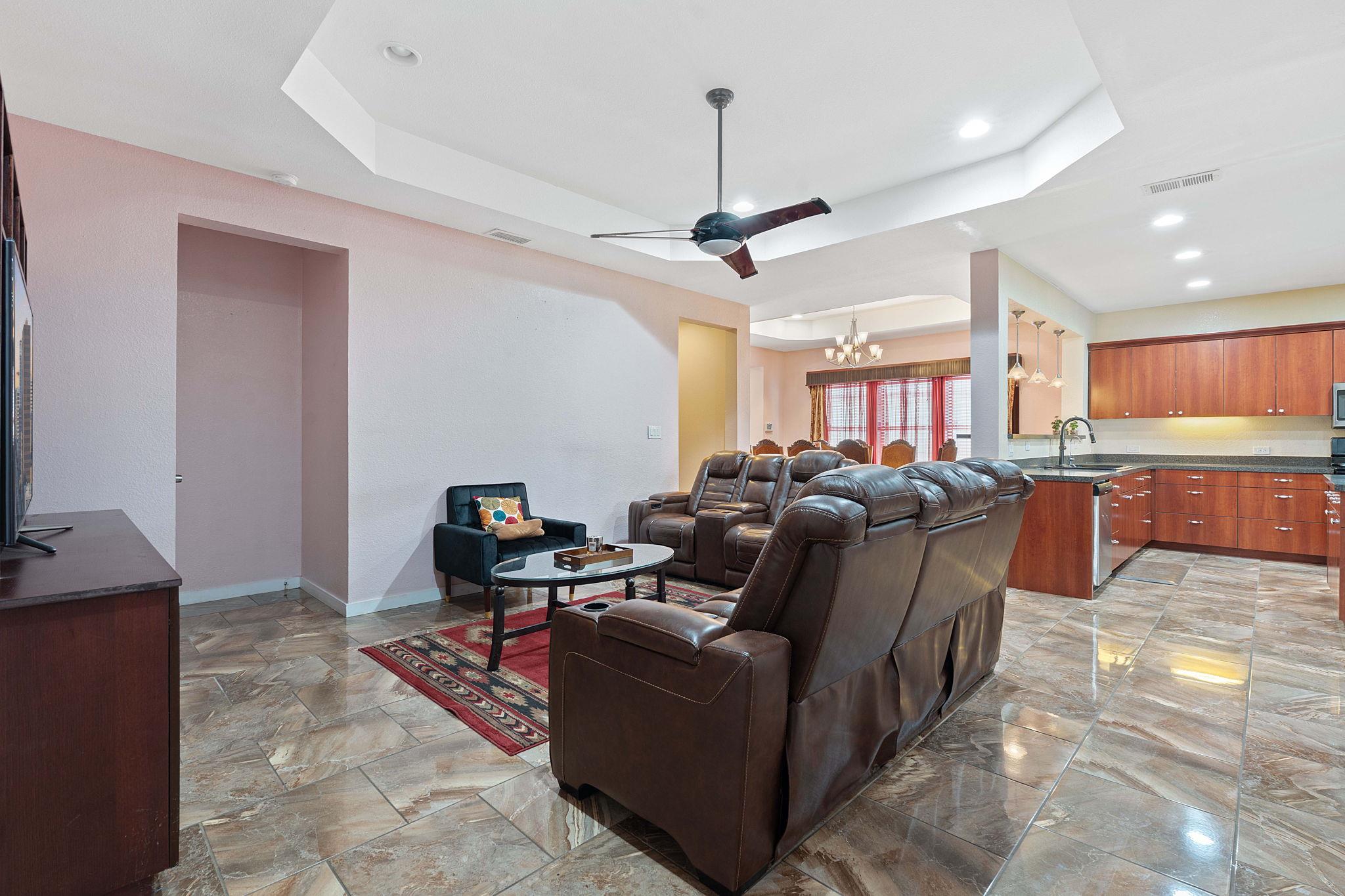 11812 Morning View Dr, Del Valle, TX 78617