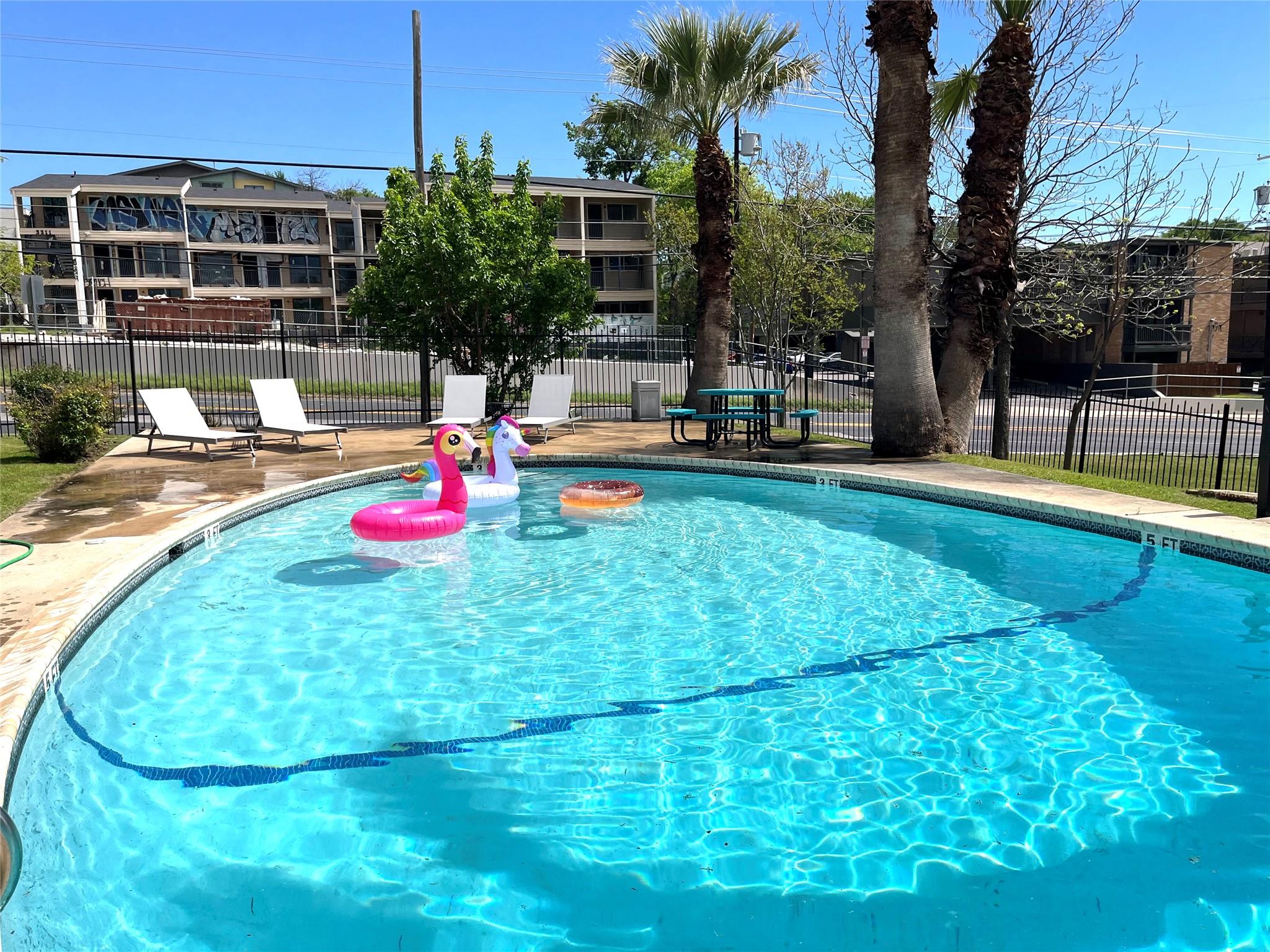 3304 Red River St # 204, Austin, TX 78705