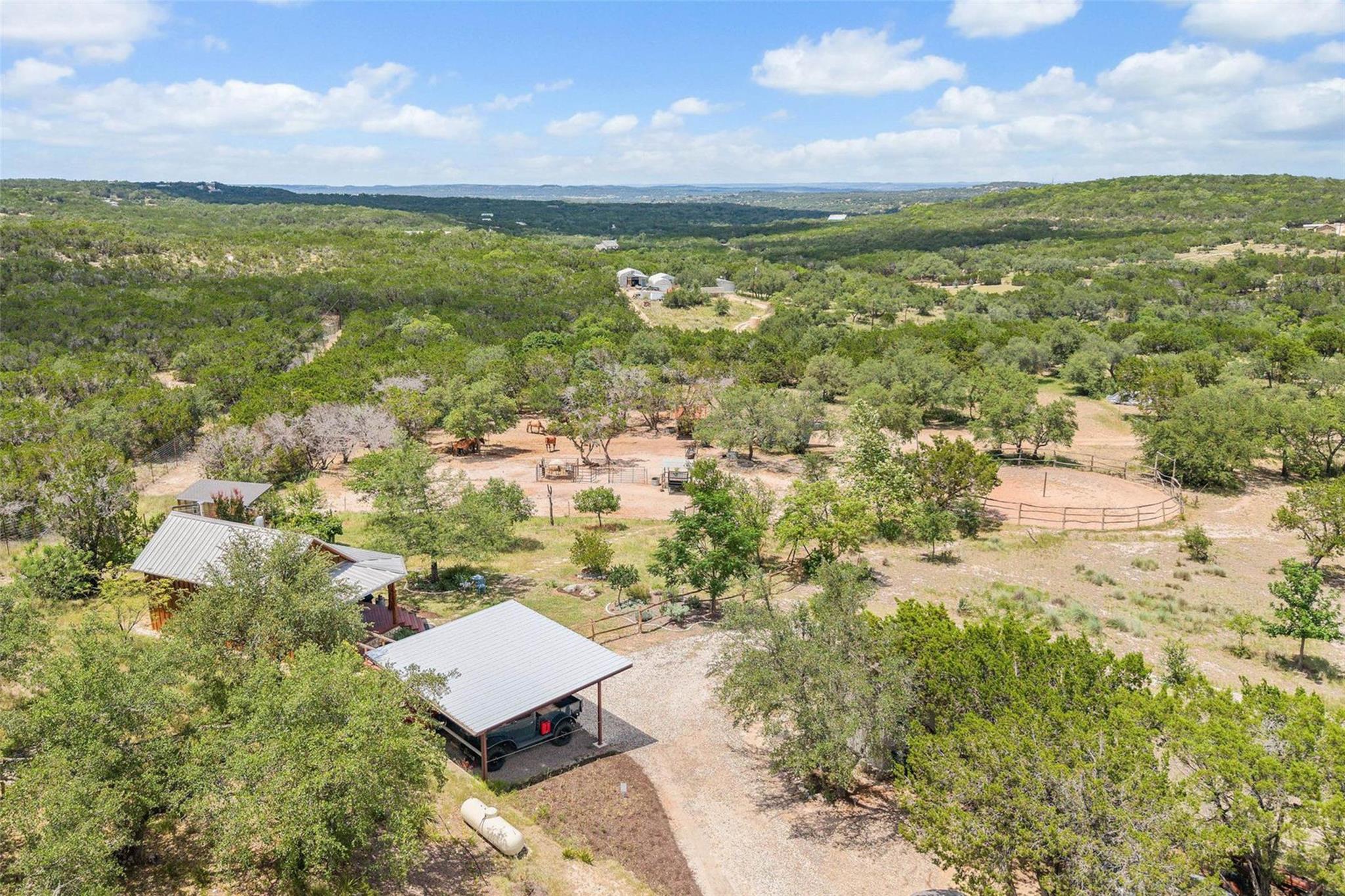 2822 Stagecoach Ranch Rd, Dripping Springs, TX 78620