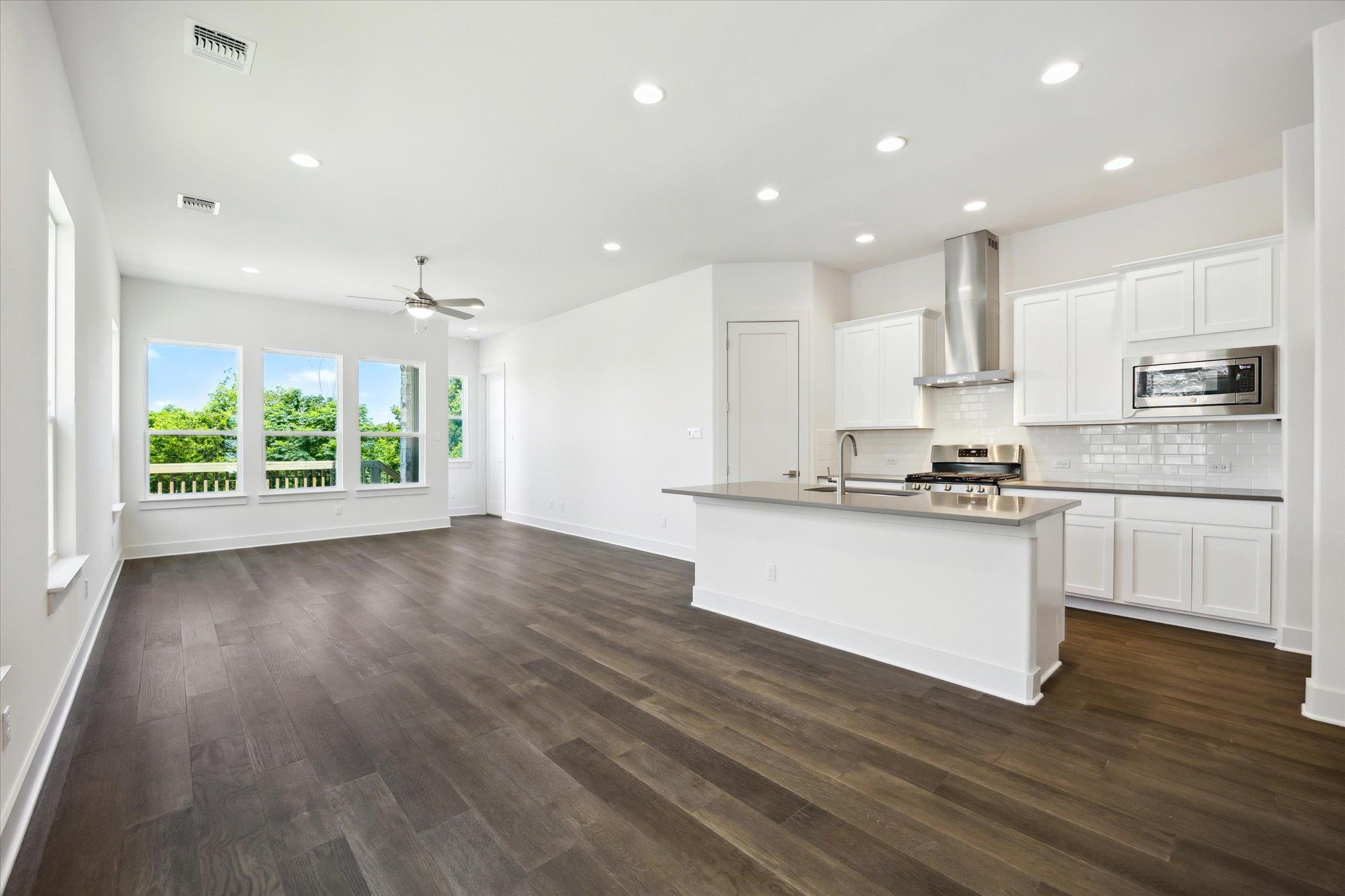 1531 N Red Bud Ln # 22, Round Rock, TX 78665