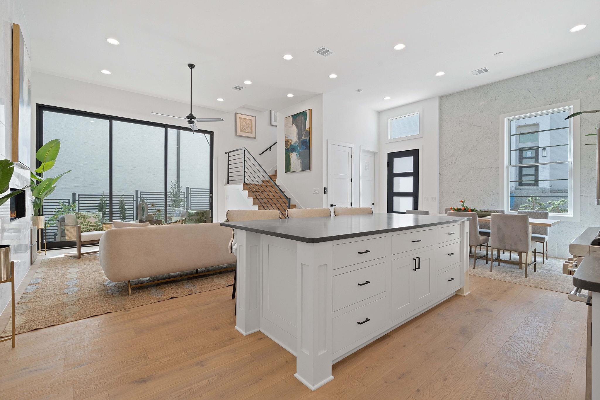 1719 Spyglass Dr # 12, Austin, TX 78746