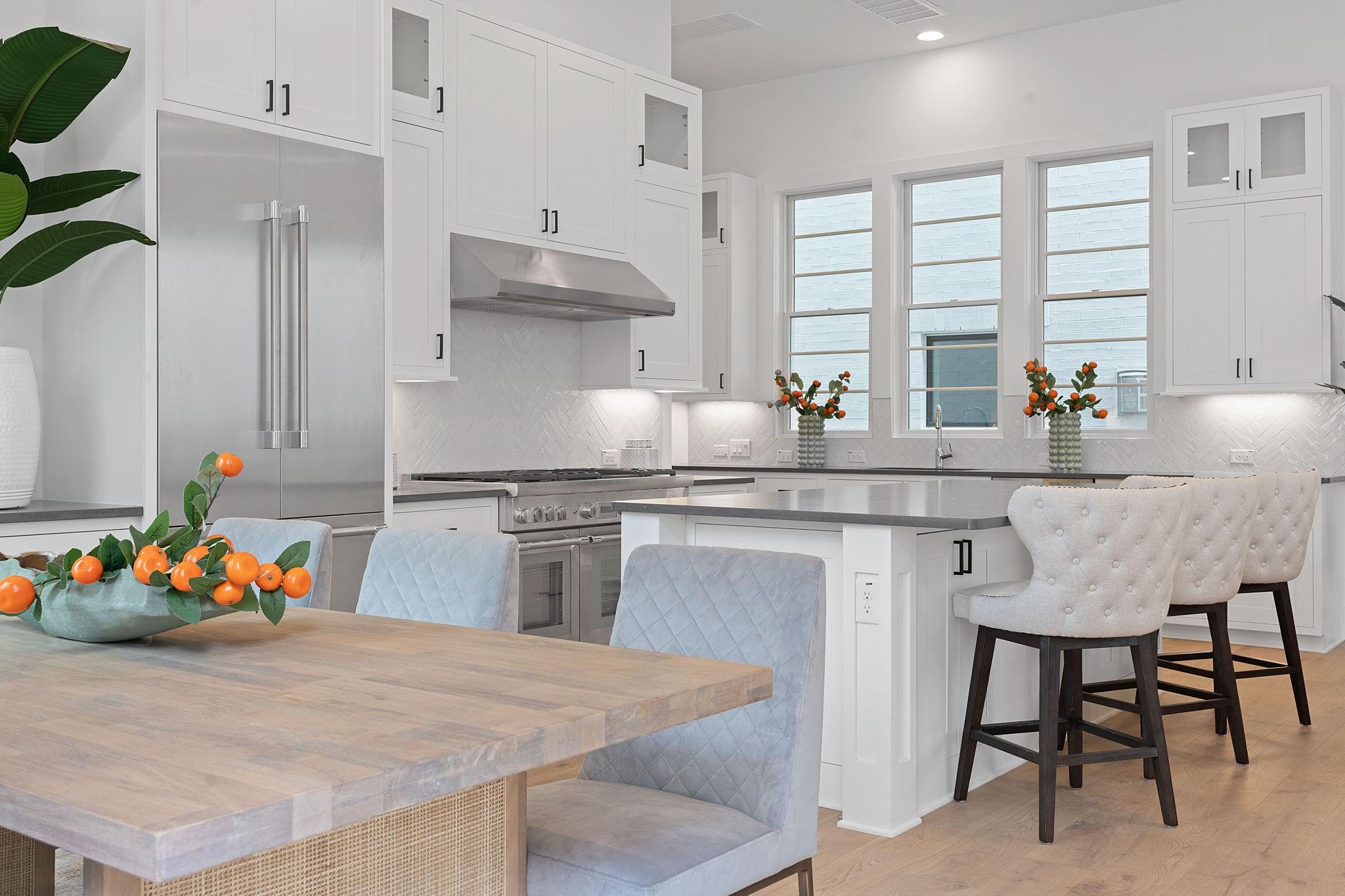 1719 Spyglass Dr # 12, Austin, TX 78746