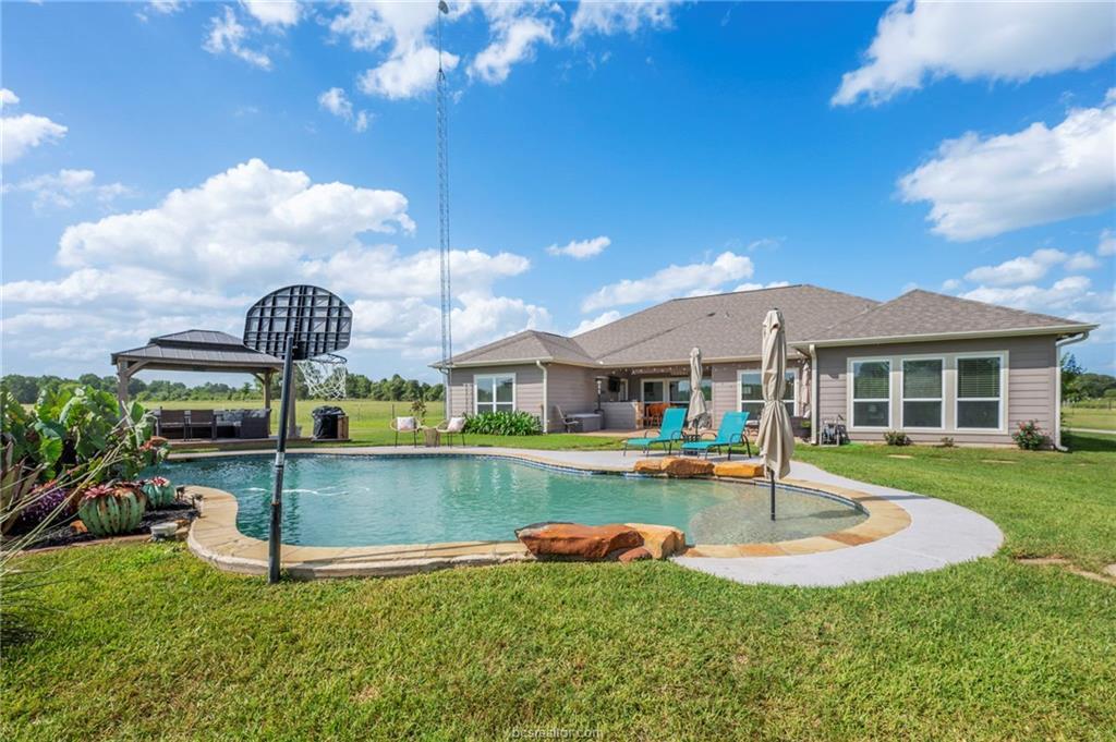7350 County Road 125 (+10 acres), Caldwell, TX 77836