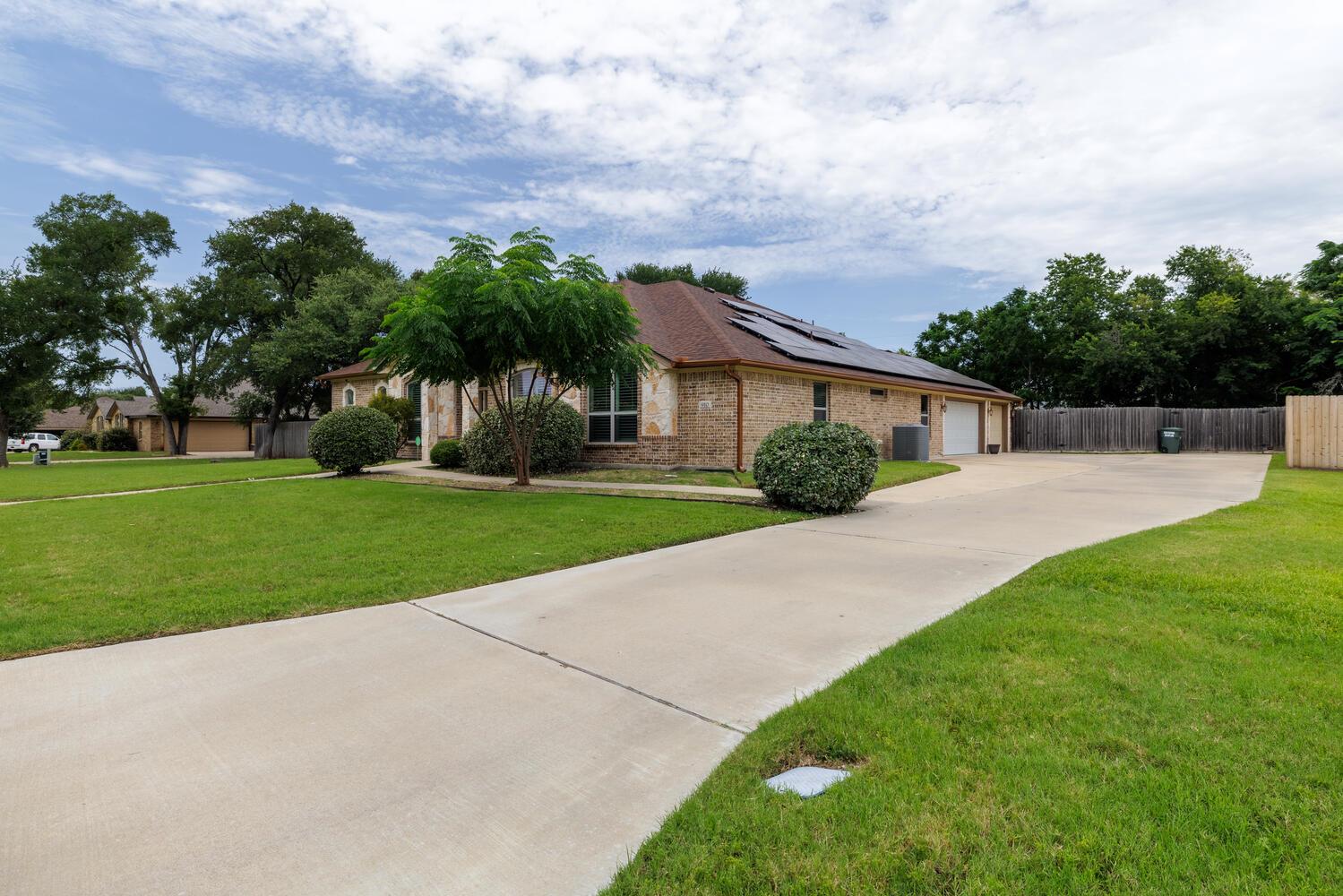 910 Ridgeoak Dr, Belton, TX 76513