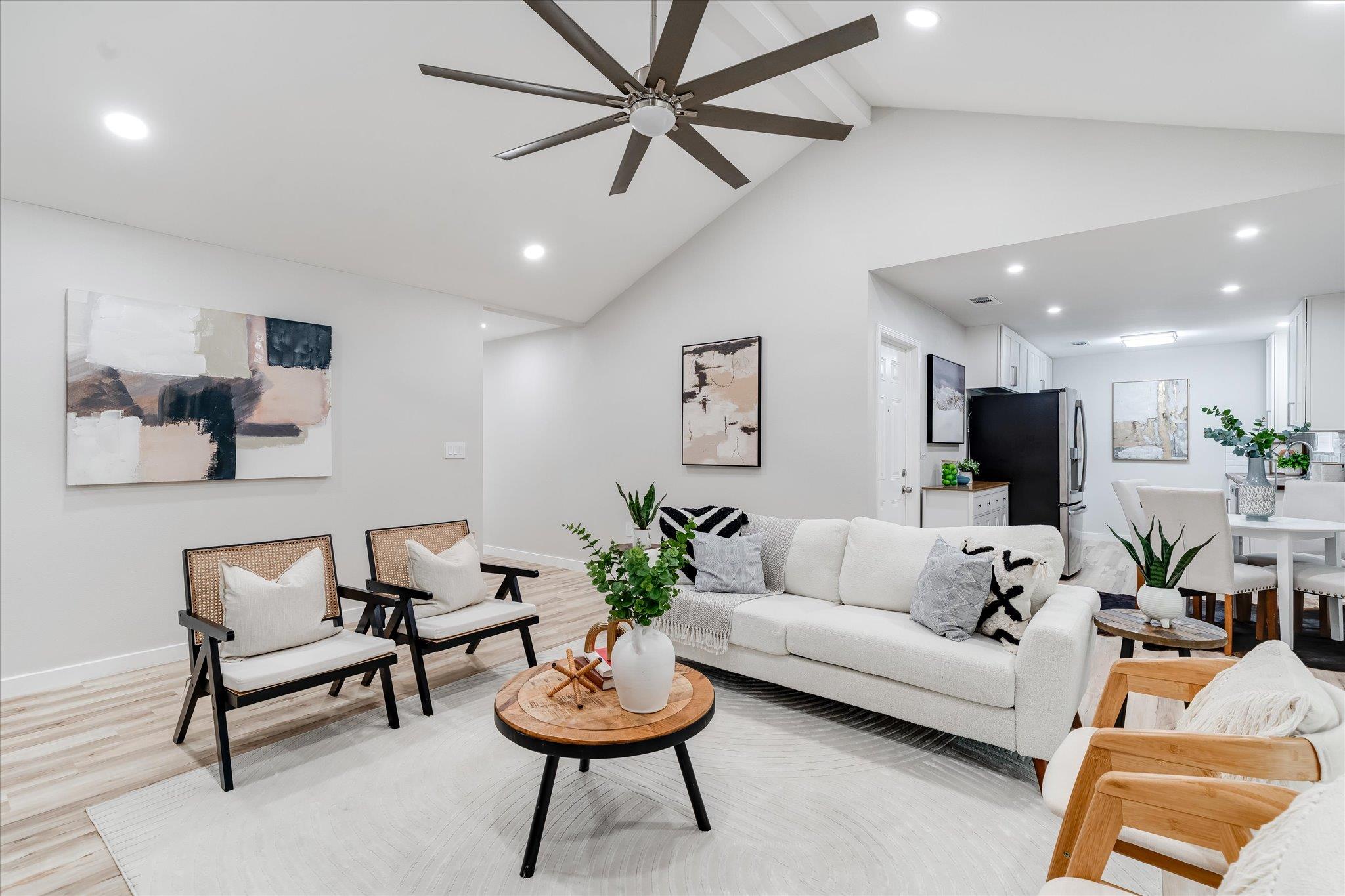 6225 Hillston Dr, Austin, TX 78745