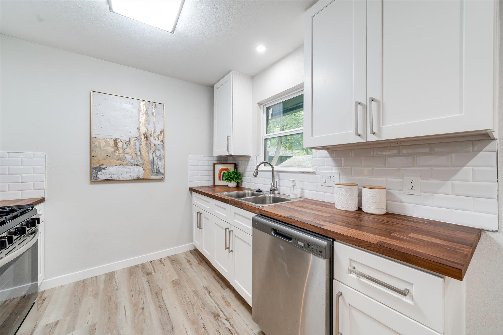 6225 Hillston Dr, Austin, TX 78745