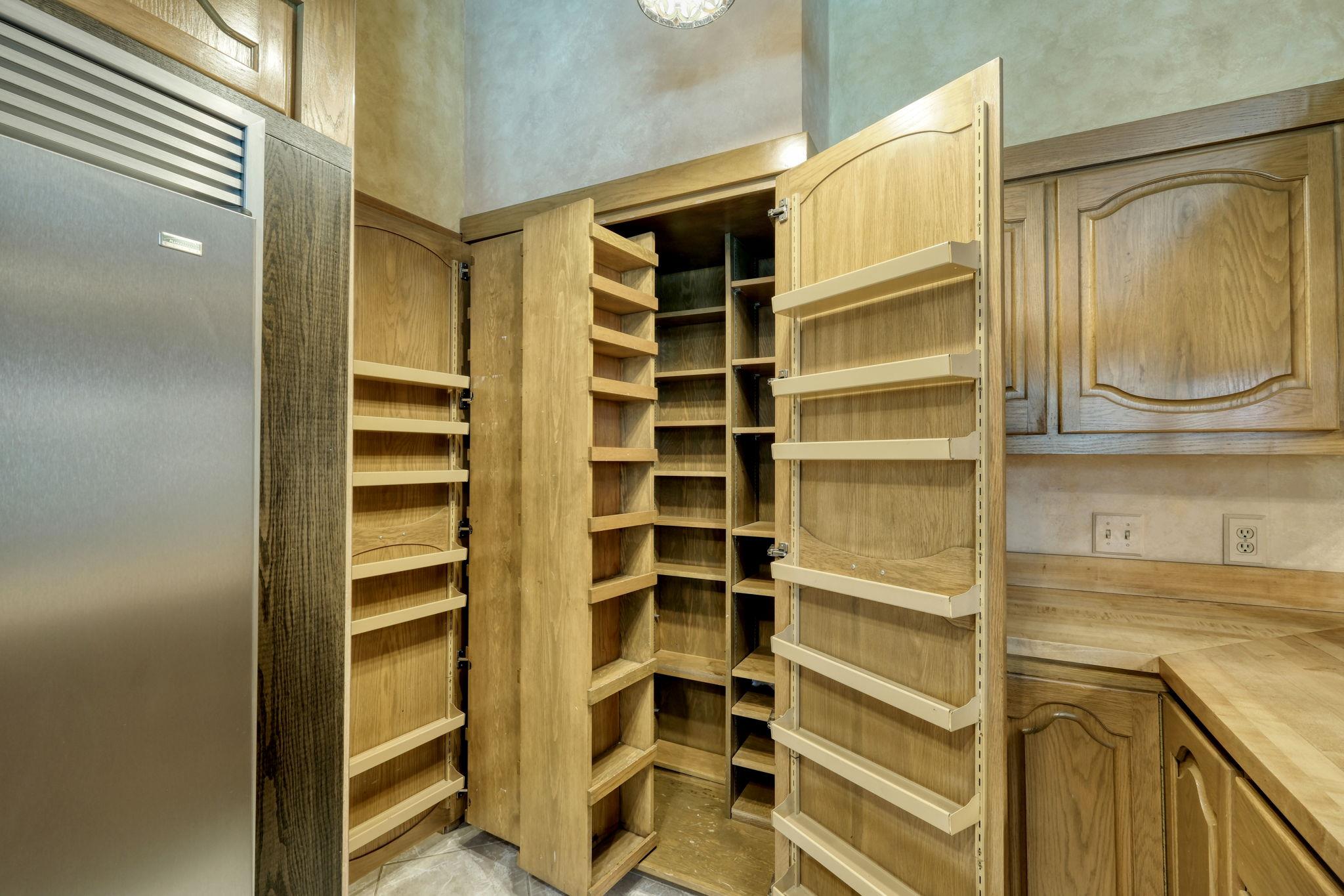 700 Breakaway Rd, Cedar Park, TX 78613