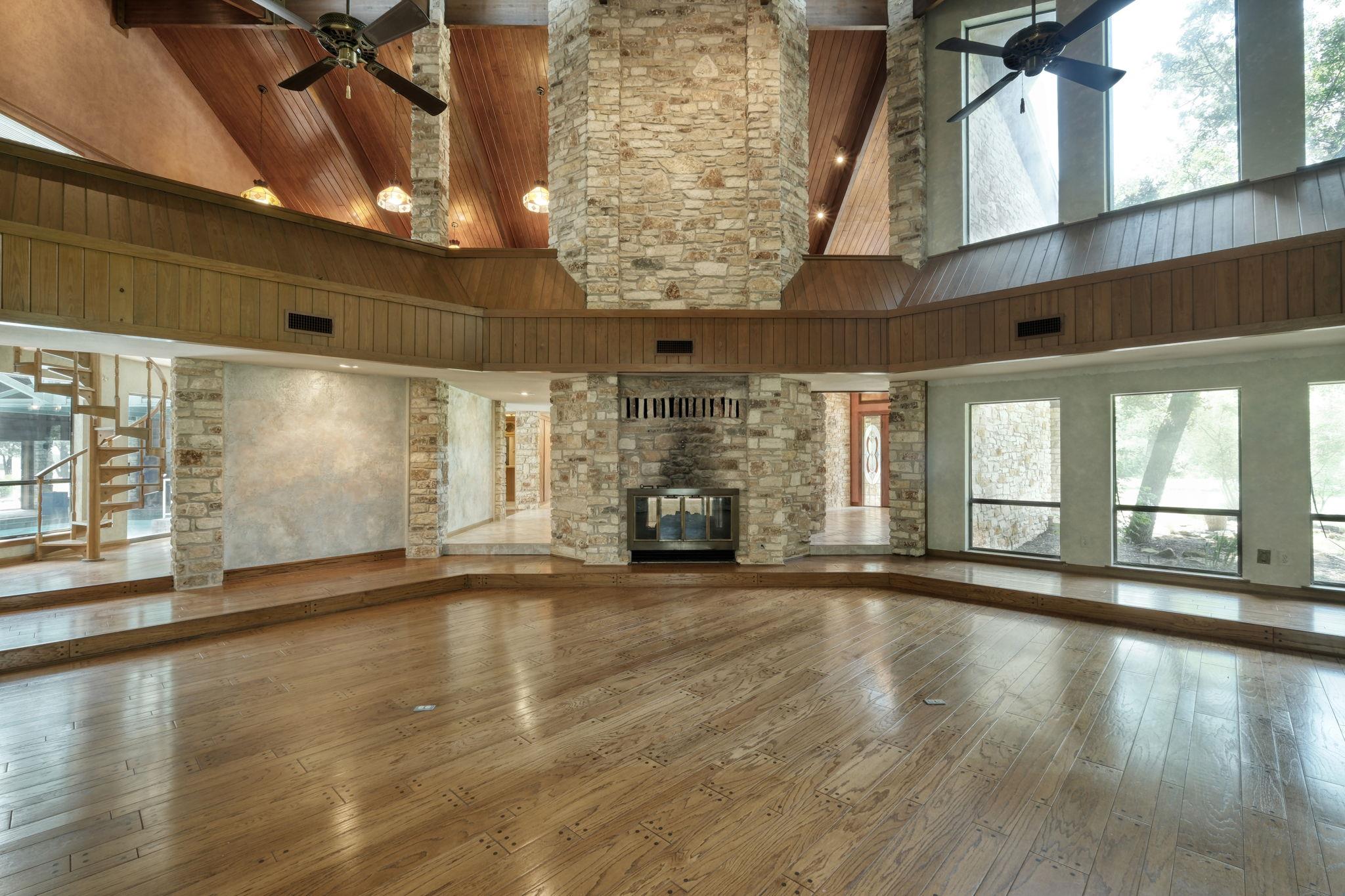 700 Breakaway Rd, Cedar Park, TX 78613