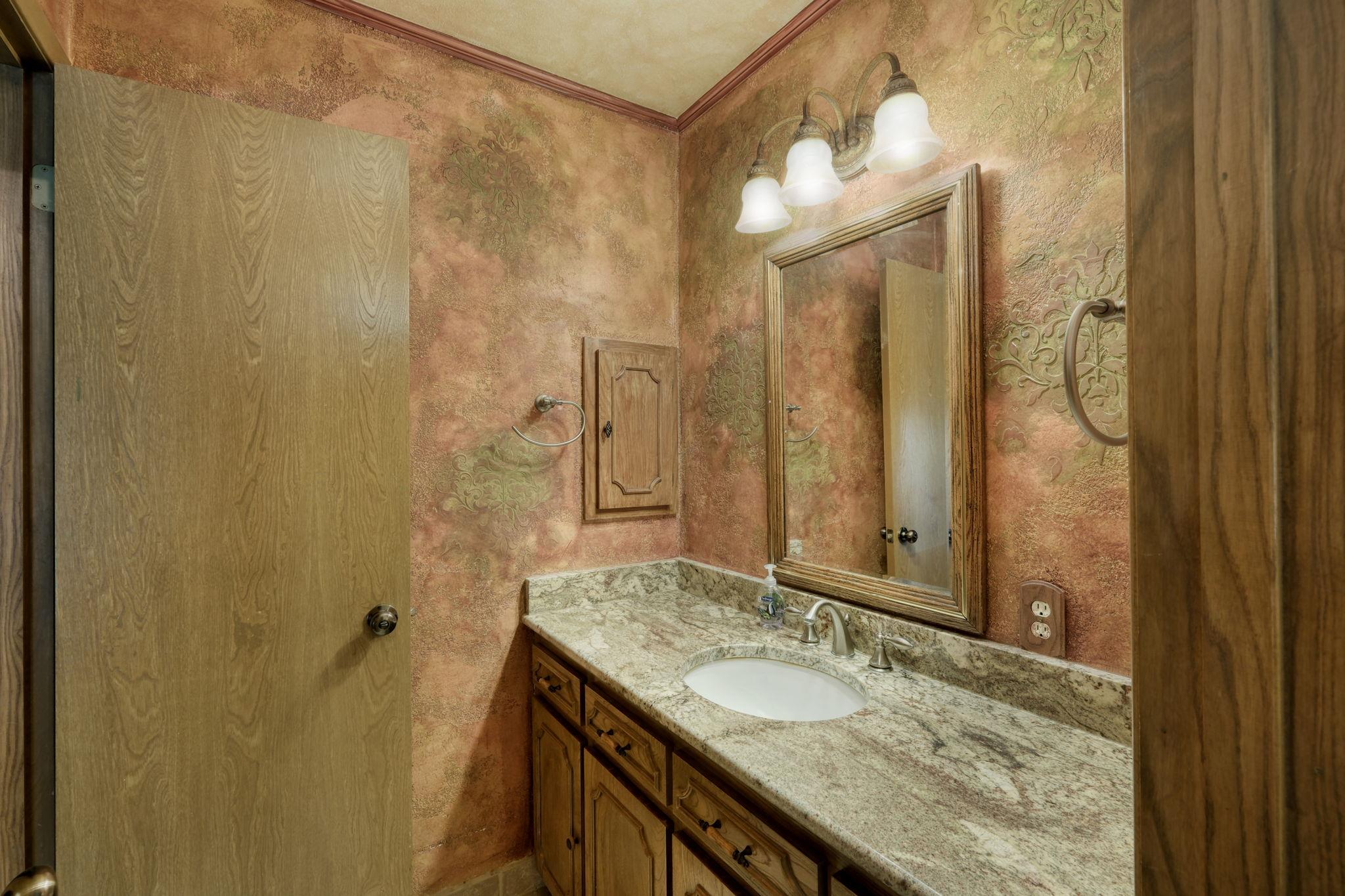 700 Breakaway Rd, Cedar Park, TX 78613