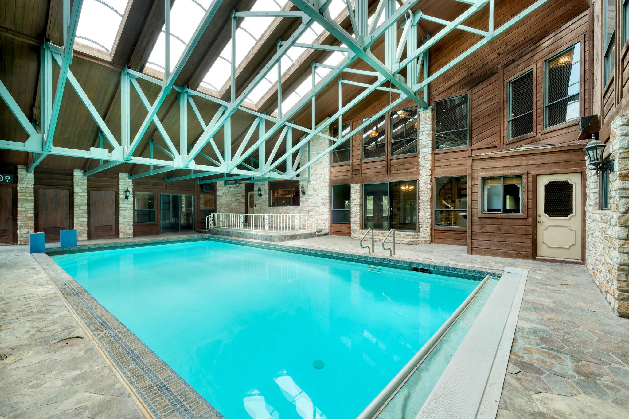 700 Breakaway Rd, Cedar Park, TX 78613