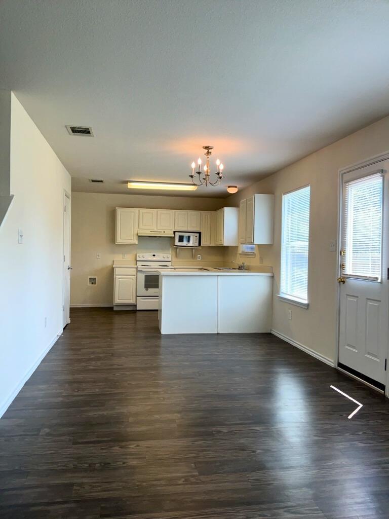 1005 Bluff Meadow Cv, Georgetown, TX 78626