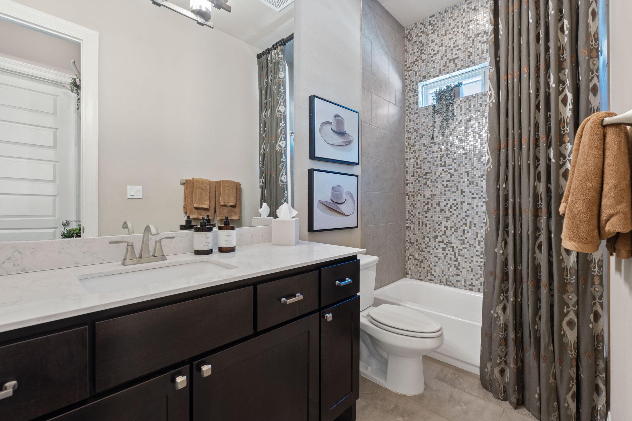 521 Montalcino Ln, Georgetown, TX 78628