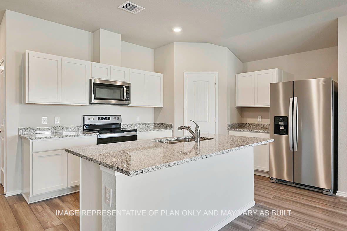 421 Perry Pl, Rockdale, TX 76567