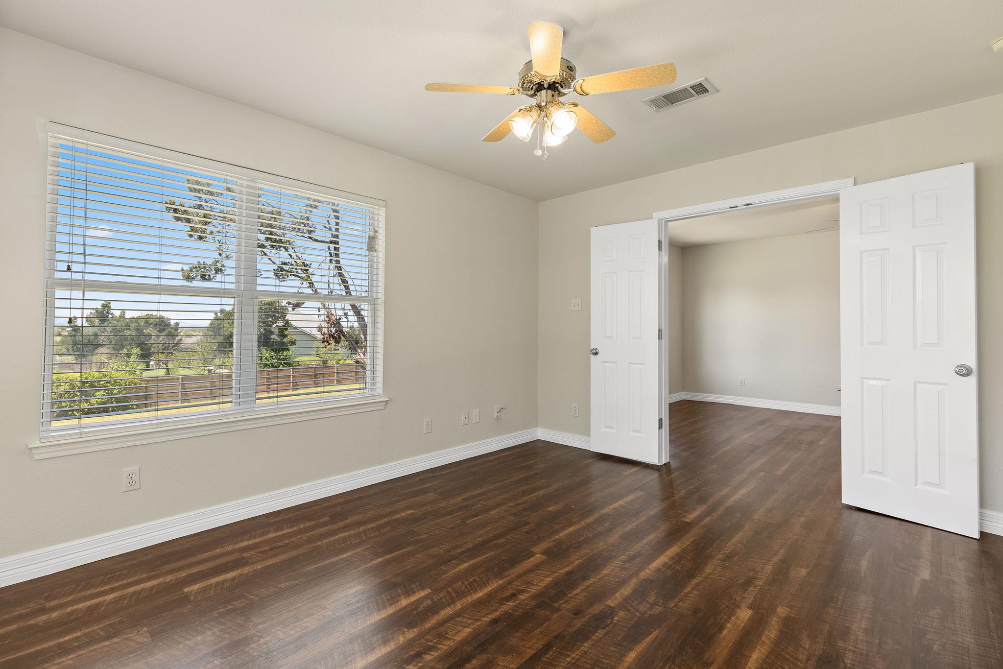 1701 County Road 107, Hutto, TX 78634