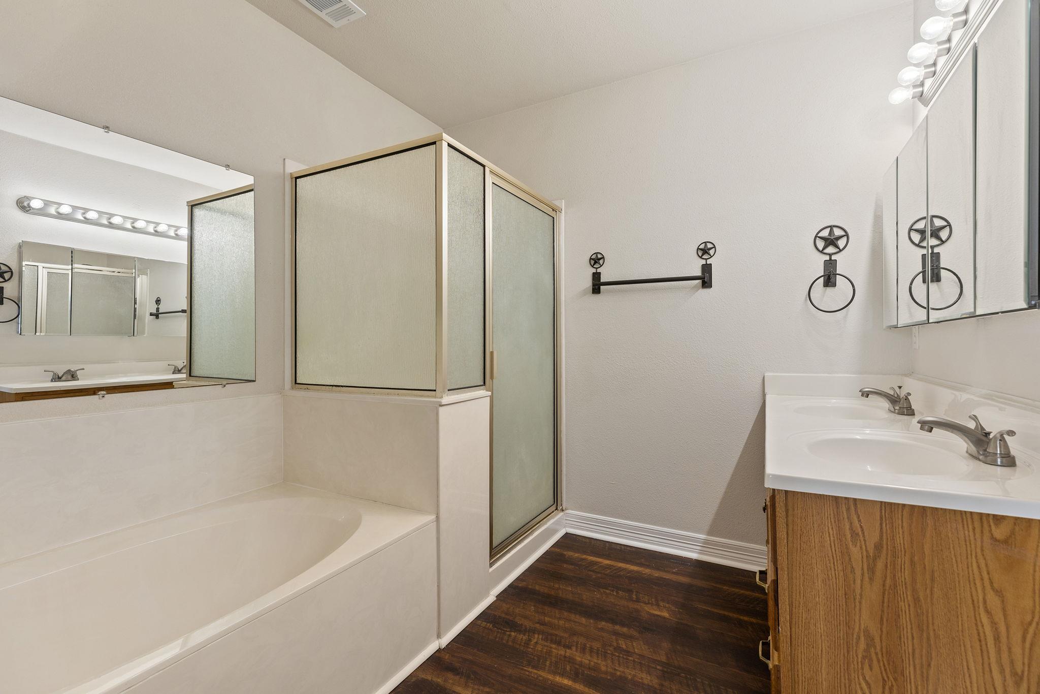 1701 County Road 107, Hutto, TX 78634