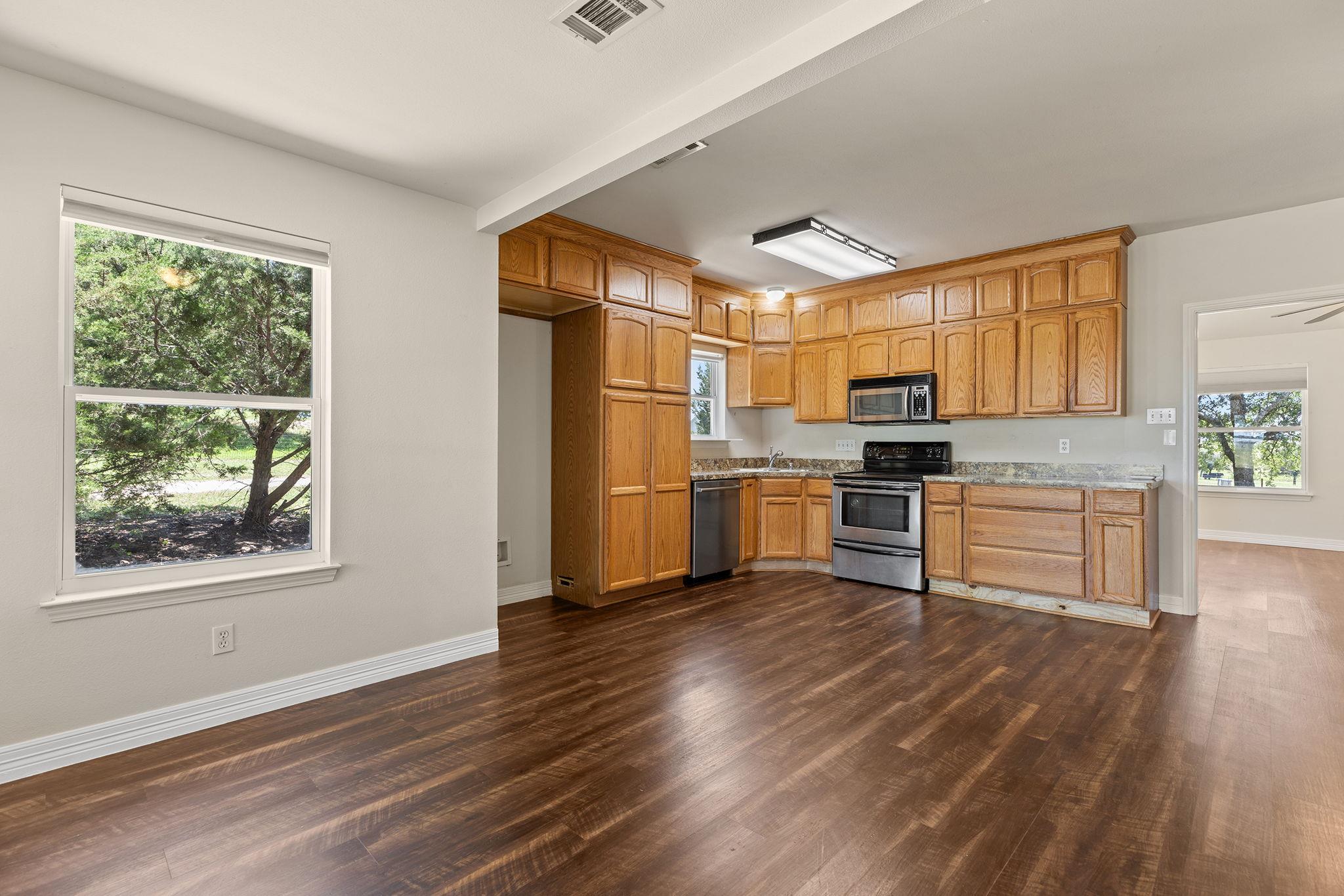 1701 County Road 107, Hutto, TX 78634