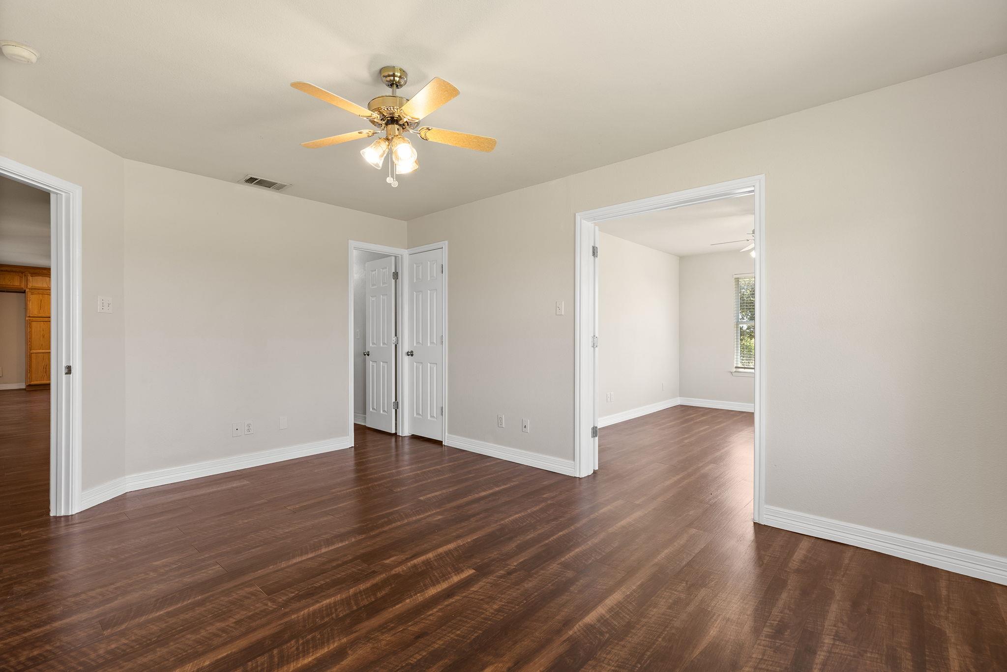 1701 County Road 107, Hutto, TX 78634