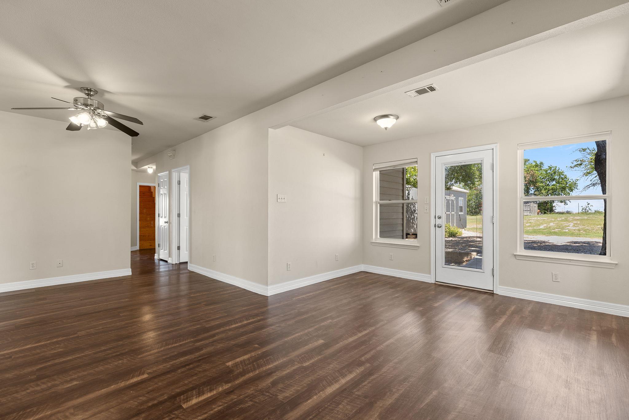 1701 County Road 107, Hutto, TX 78634
