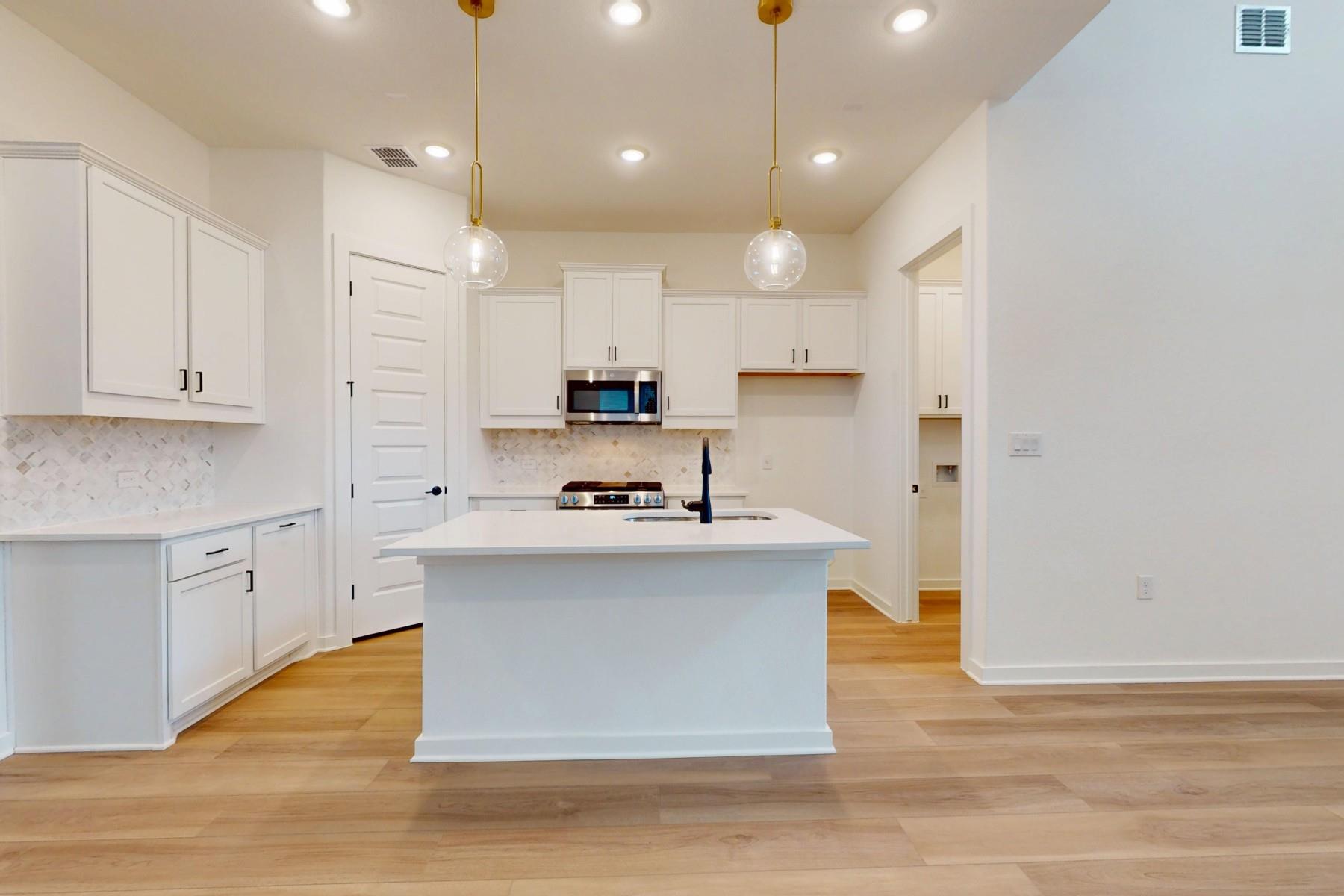 13113 Geary Dr, Austin, TX 78652