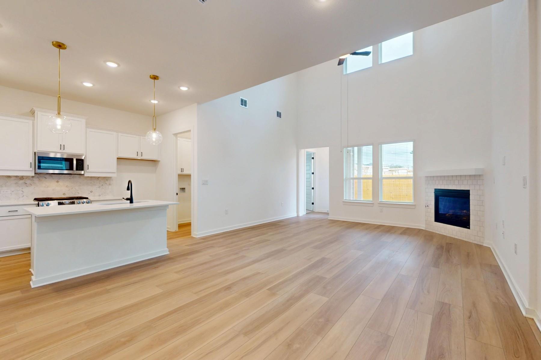 13113 Geary Dr, Austin, TX 78652