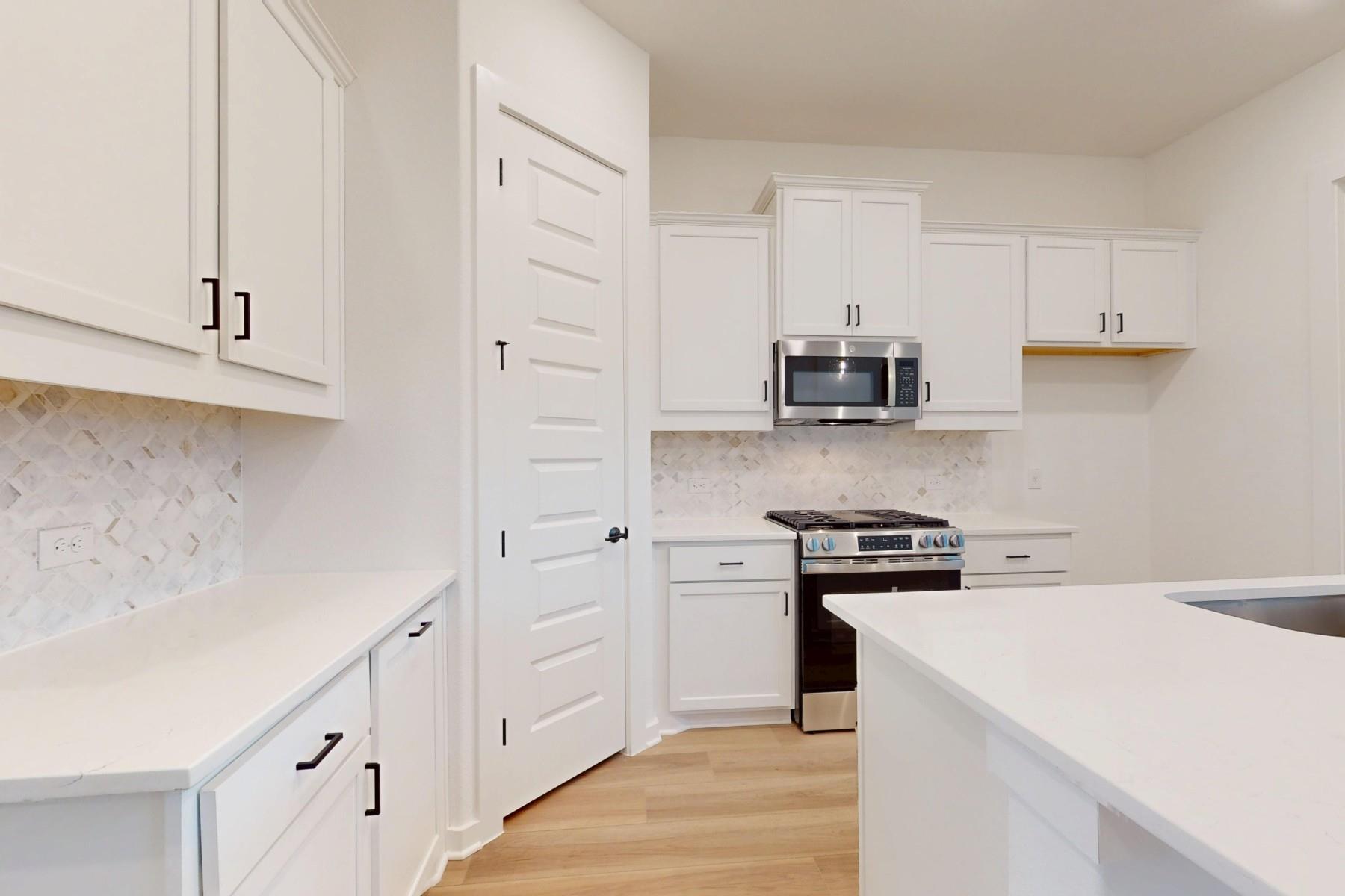 13113 Geary Dr, Austin, TX 78652