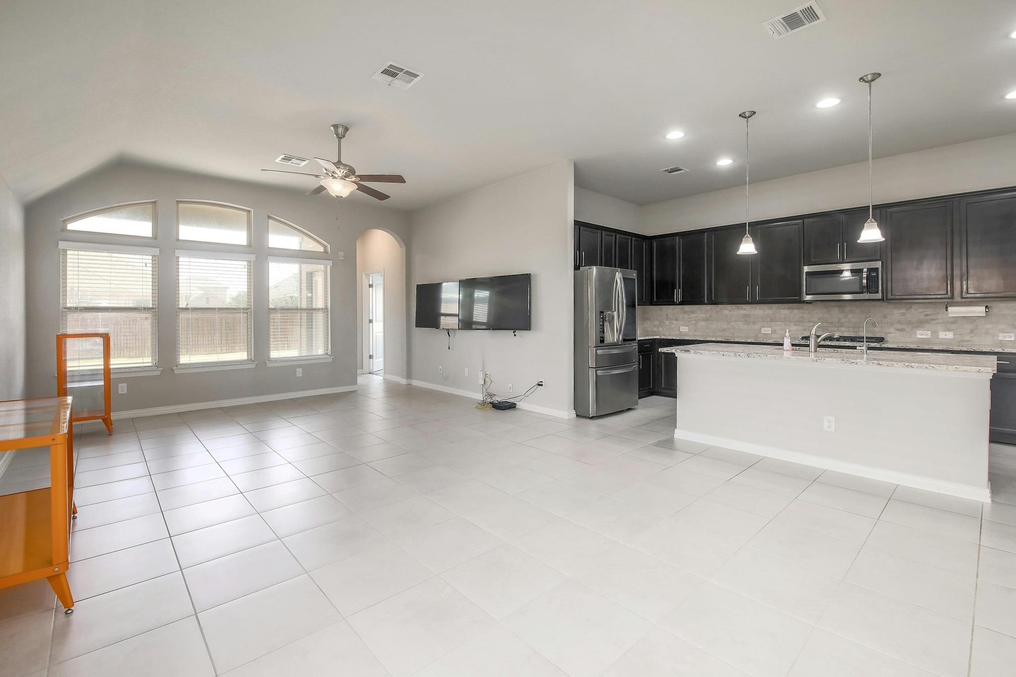 3916 Joshs Cv, Pflugerville, TX 78660