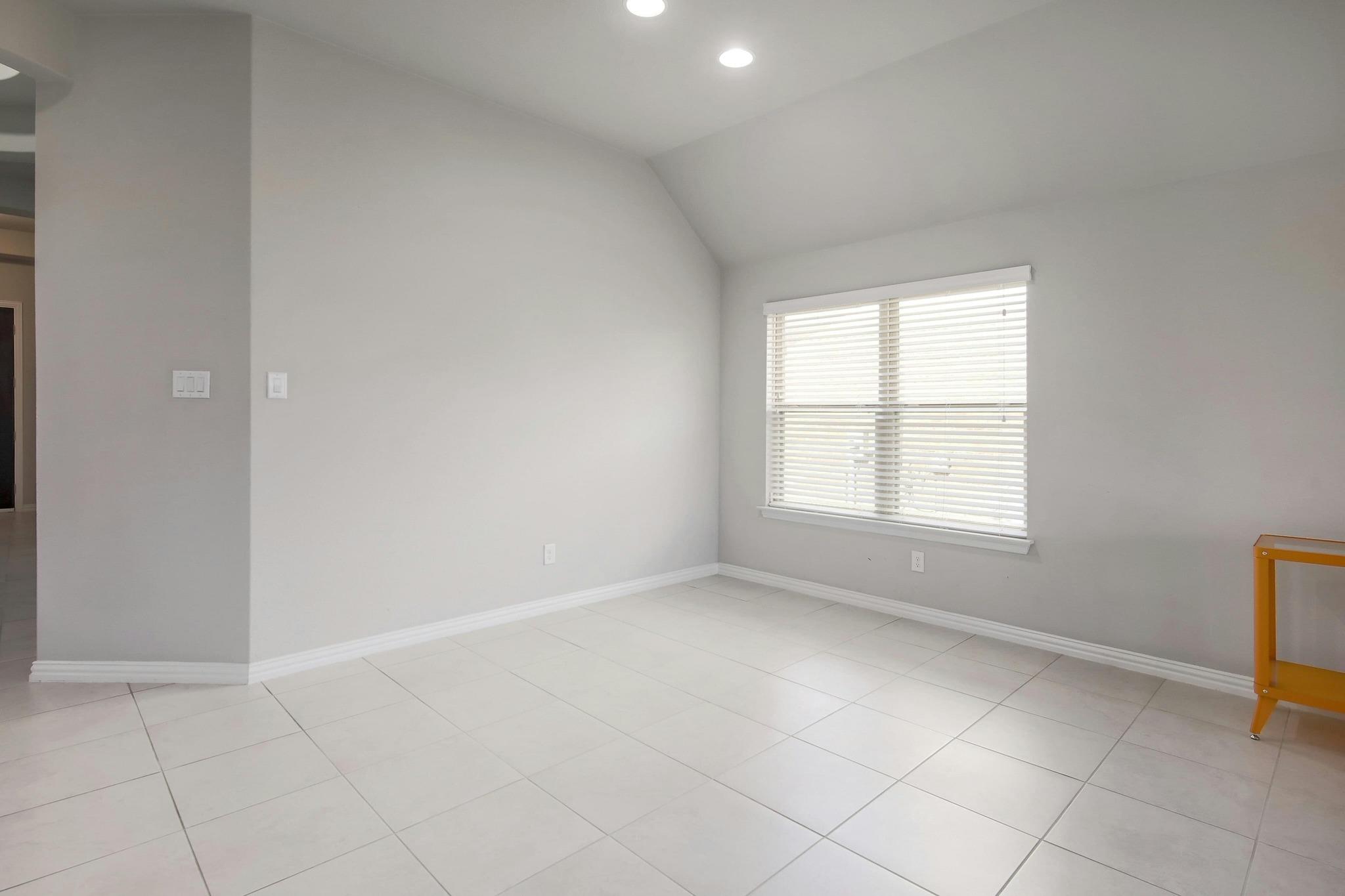 3916 Joshs Cv, Pflugerville, TX 78660