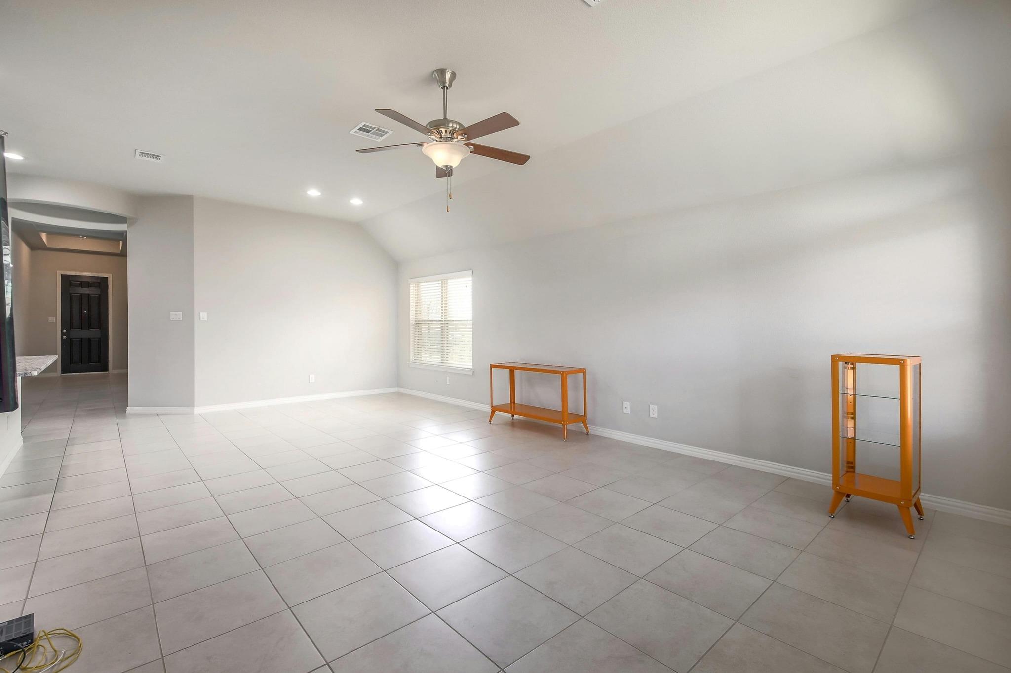 3916 Joshs Cv, Pflugerville, TX 78660